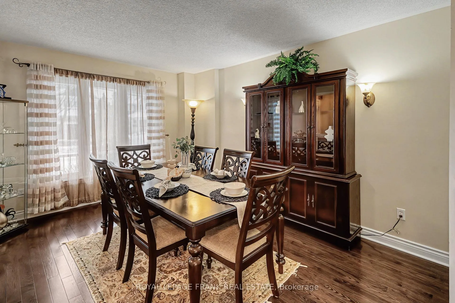 Photo 11 of 129 Stillwell Lane, Clarington, Newcastle — HOMEH