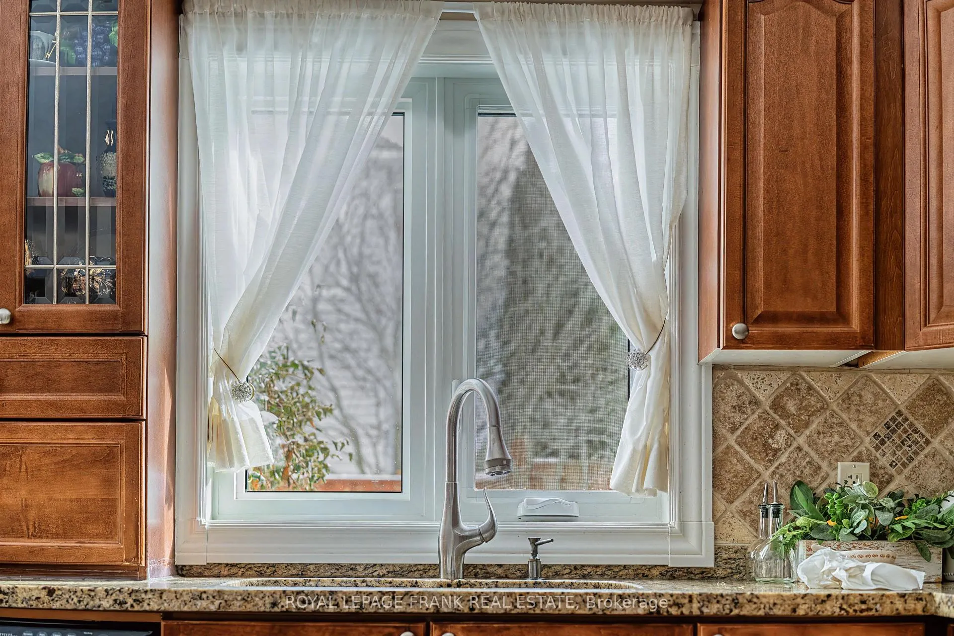 Photo 19 of 129 Stillwell Lane, Clarington, Newcastle — HOMEH