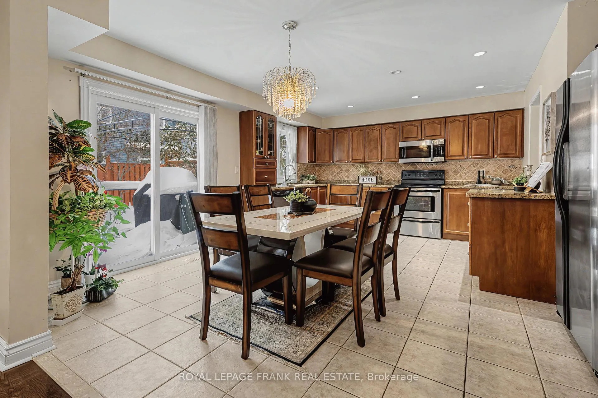Photo 20 of 129 Stillwell Lane, Clarington, Newcastle — HOMEH
