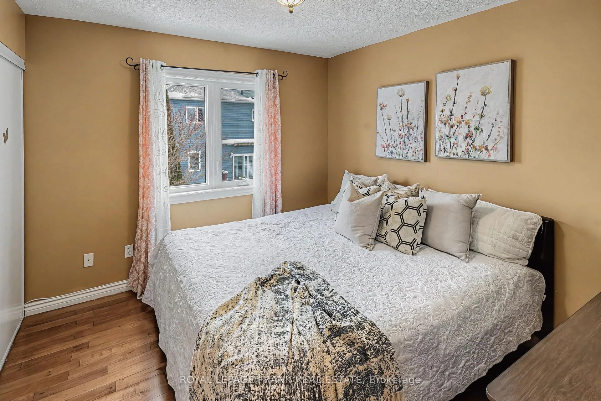 Photo 35 of 129 Stillwell Lane, Clarington, Newcastle — HOMEH
