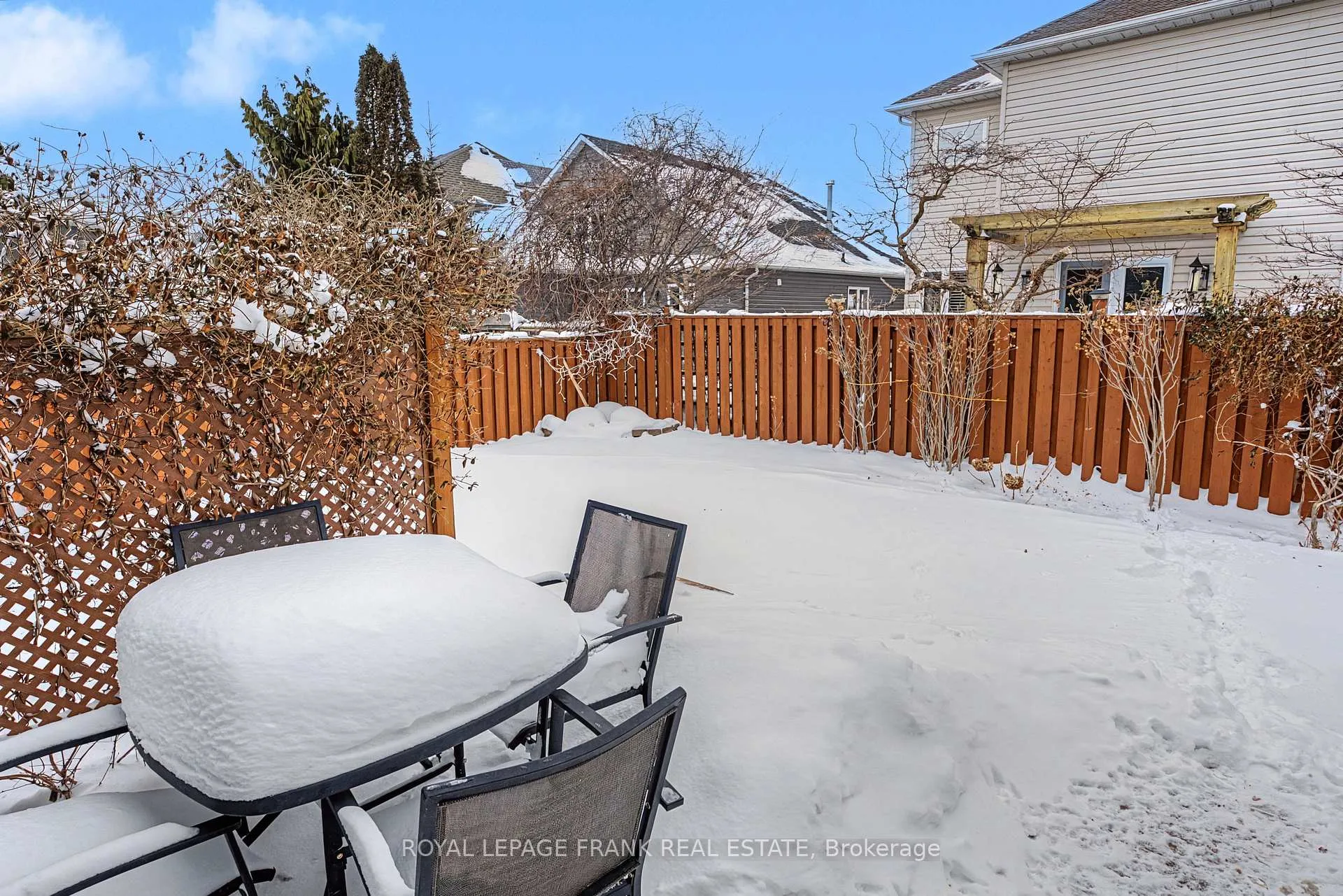 Photo 44 of 129 Stillwell Lane, Clarington, Newcastle — HOMEH
