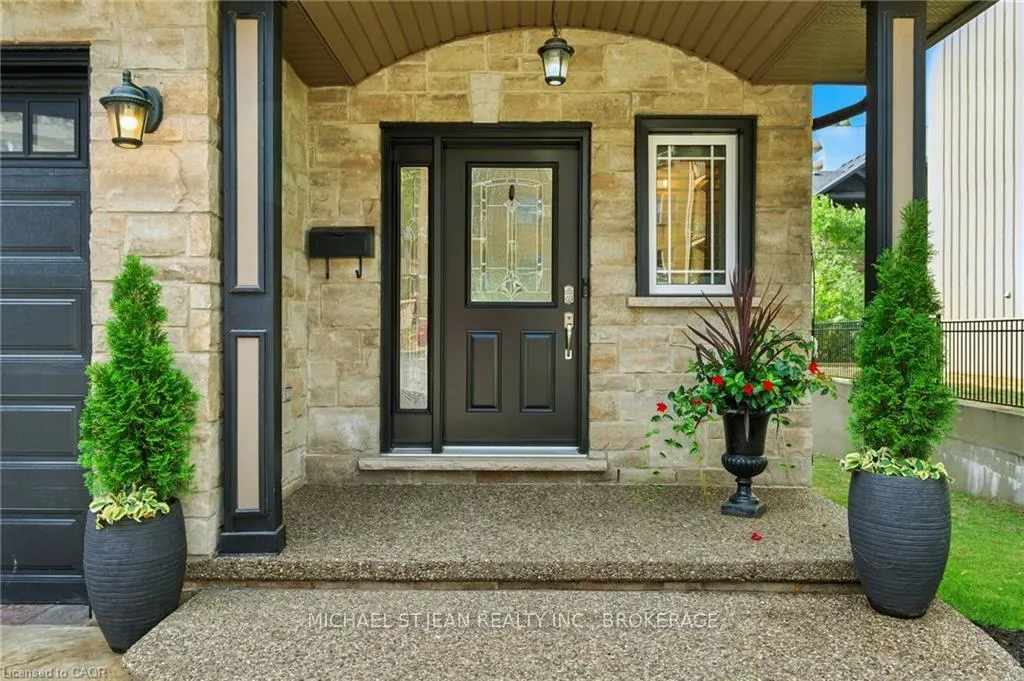 Photo 3 of 199 Hunter Street W, Hamilton, Kirkendall — HOMEH