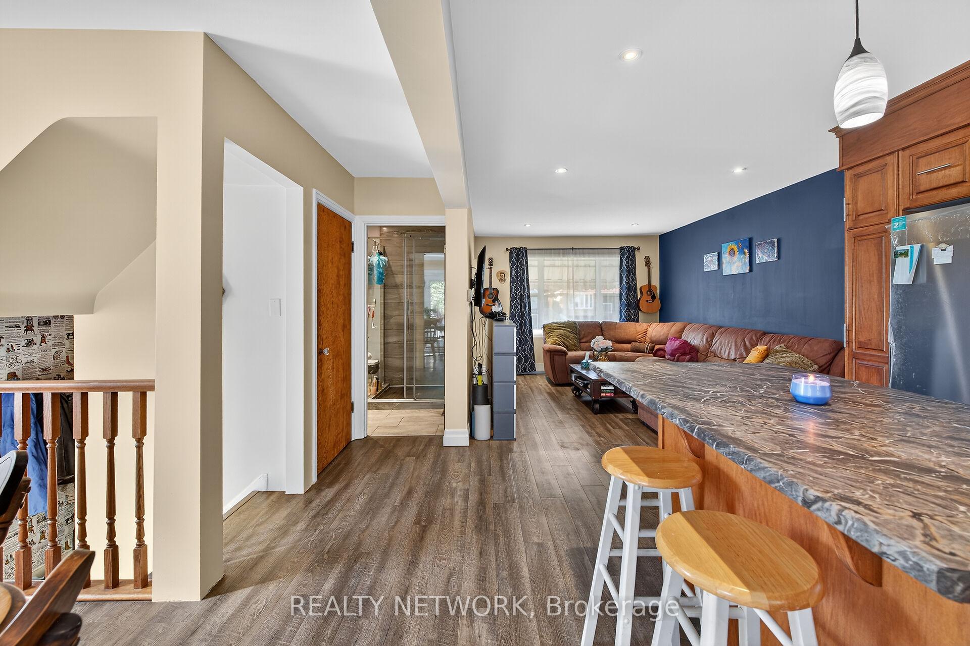 Photo 11 of 579 Upper Sherman Avenue, Hamilton, Raleigh — HOMEH