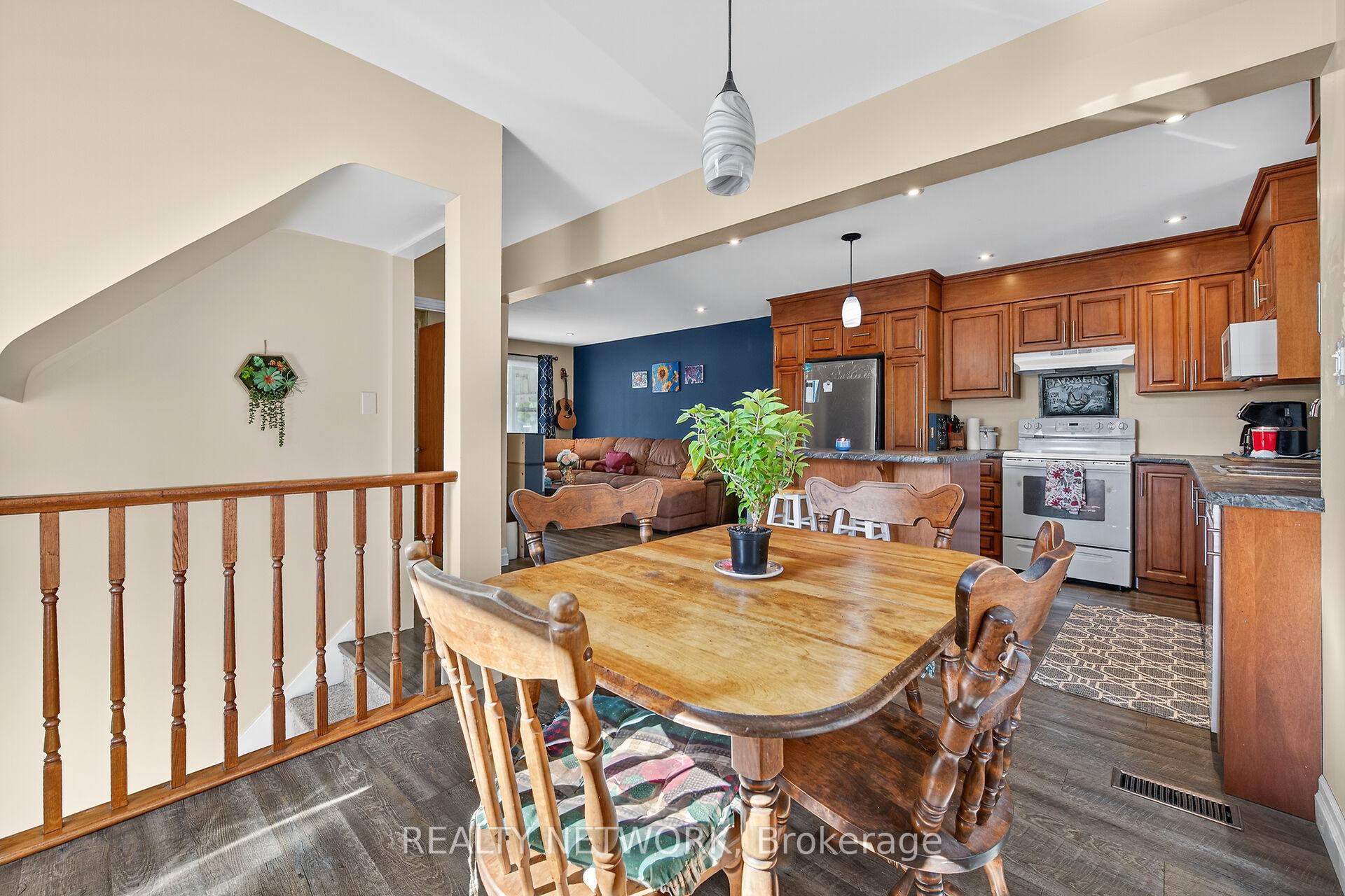 Photo 14 of 579 Upper Sherman Avenue, Hamilton, Raleigh — HOMEH