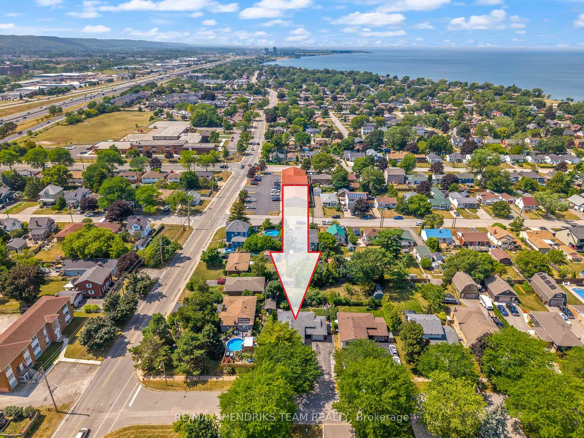 Photo 4 of 5 Whittaker Avenue, Grimsby, Grimsby Beach — HOMEH