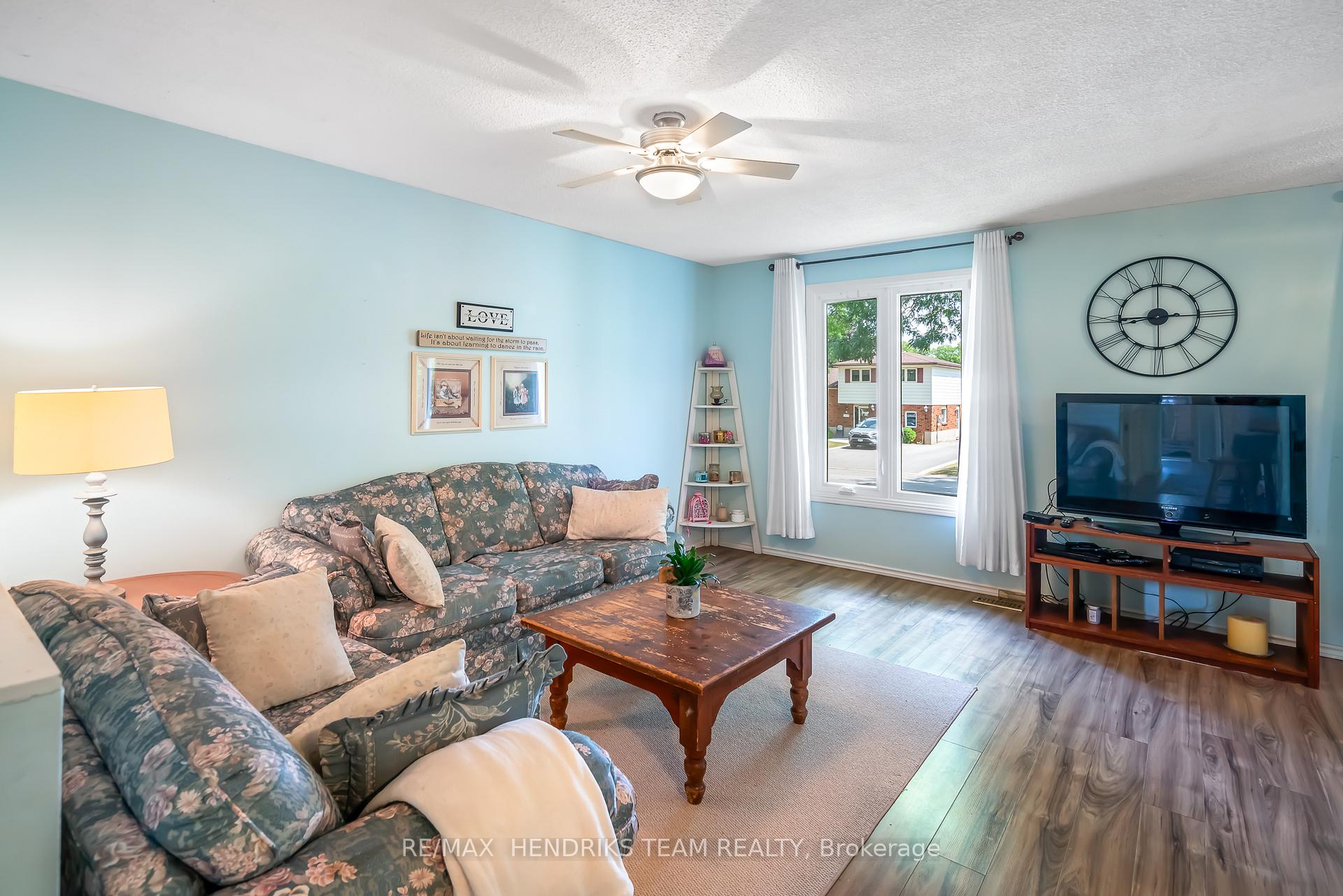 Photo 6 of 5 Whittaker Avenue, Grimsby, Grimsby Beach — HOMEH