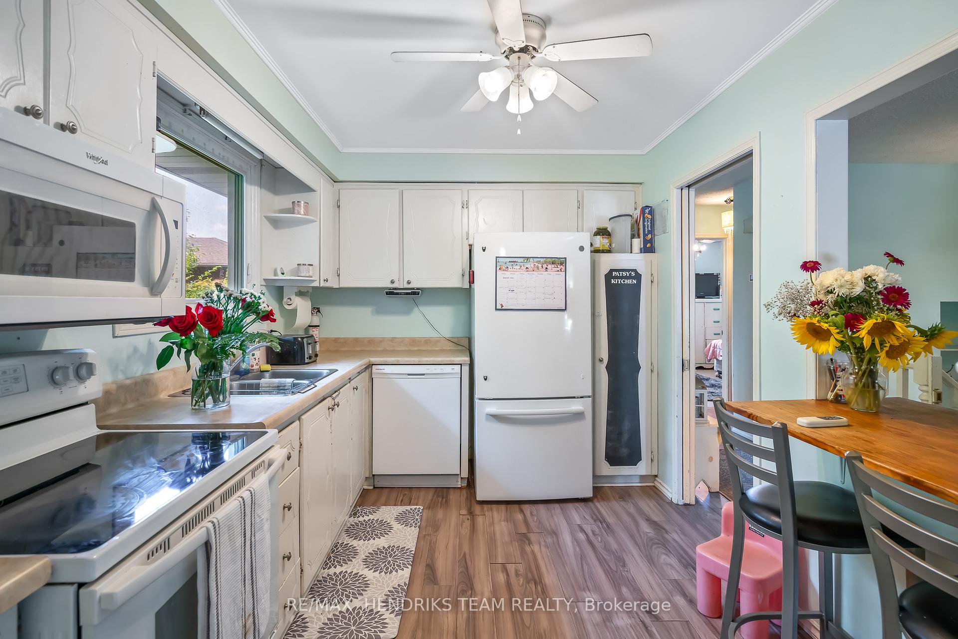 Photo 10 of 5 Whittaker Avenue, Grimsby, Grimsby Beach — HOMEH