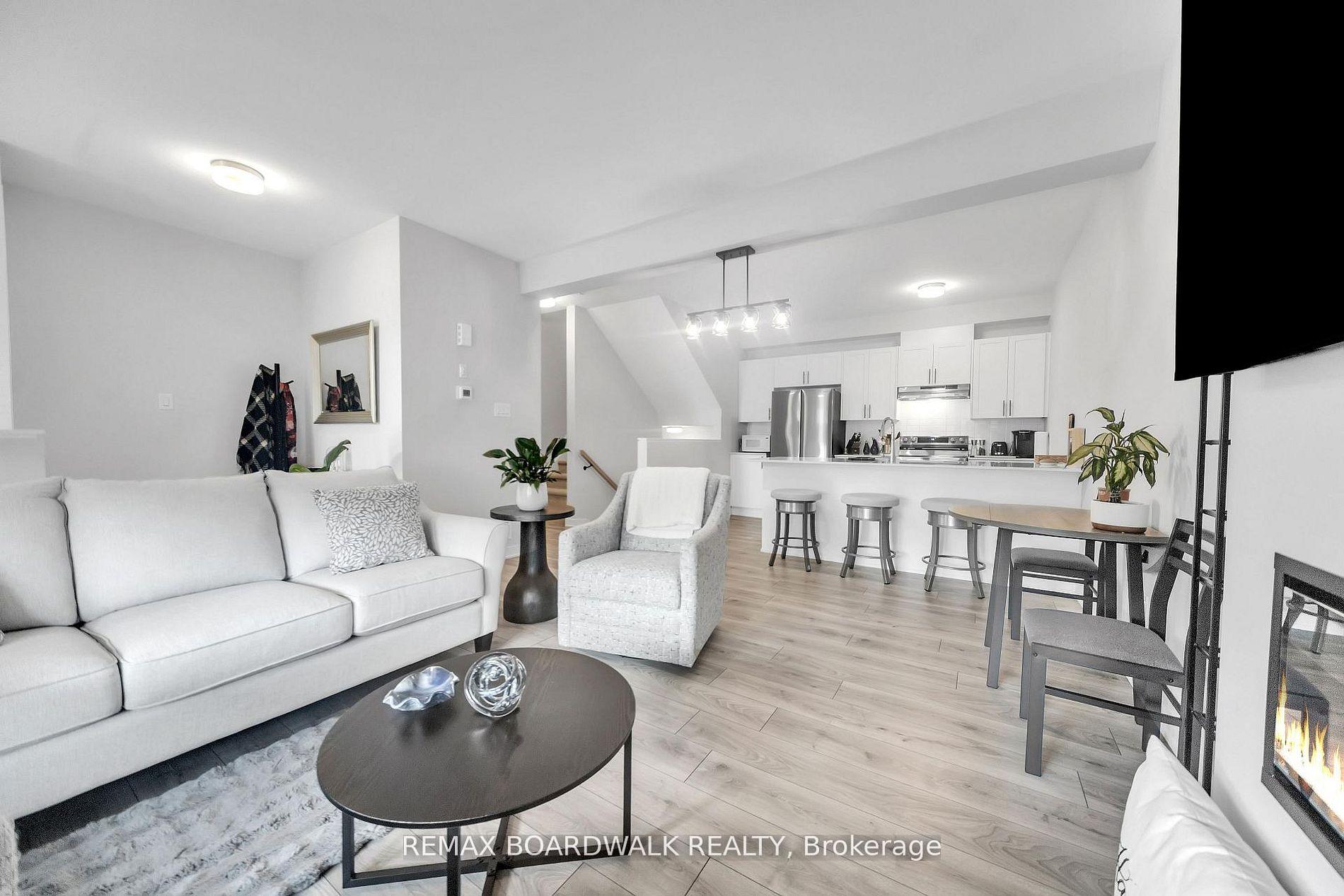 Photo 15 of 189 Beebalm Crescent, Ottawa, Barrhaven - Half Moon Bay — HOMEH