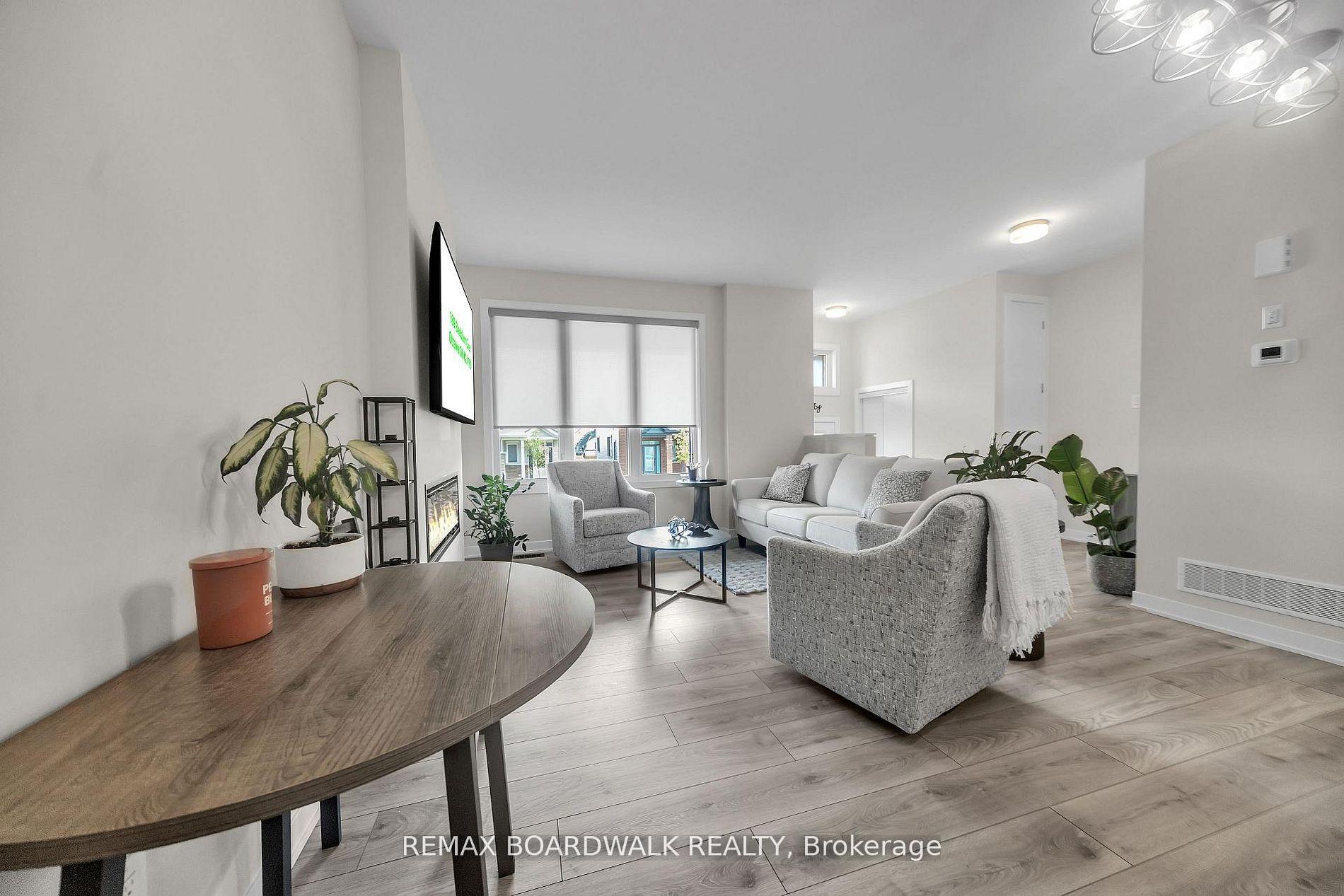 Photo 12 of 189 Beebalm Crescent, Ottawa, Barrhaven - Half Moon Bay — HOMEH