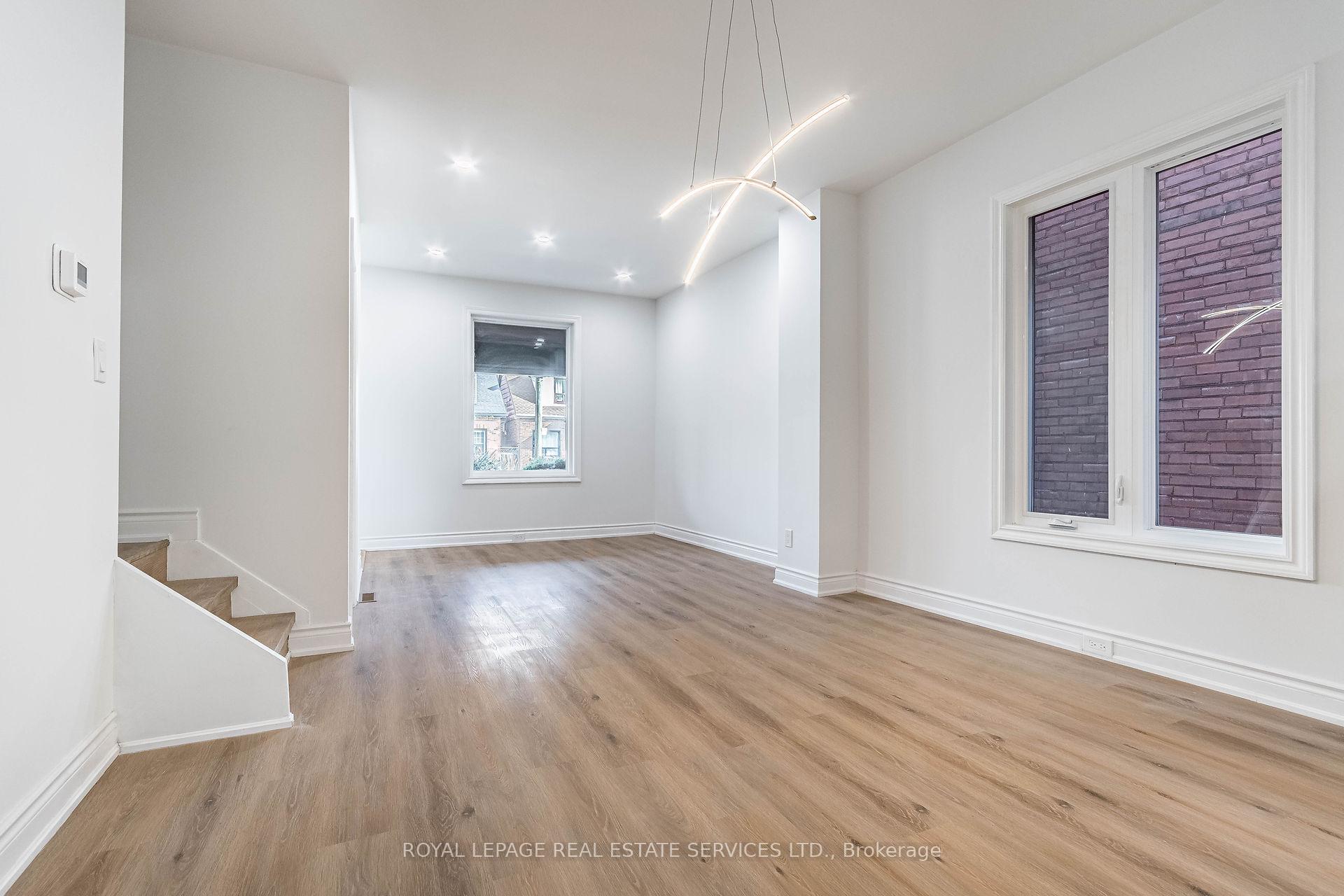 Photo 2 of Unit Upper, 286 Cumberland Avenue, Hamilton, Blakeley — HOMEH