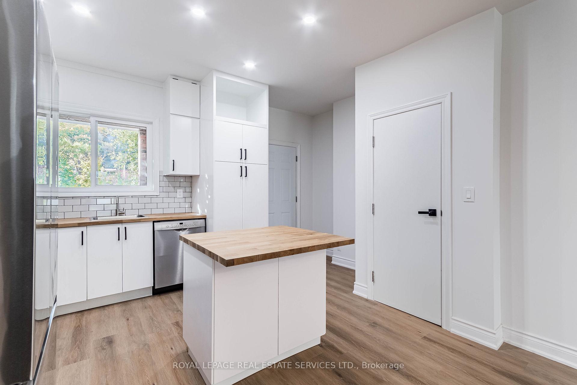 Photo 4 of Unit Upper, 286 Cumberland Avenue, Hamilton, Blakeley — HOMEH