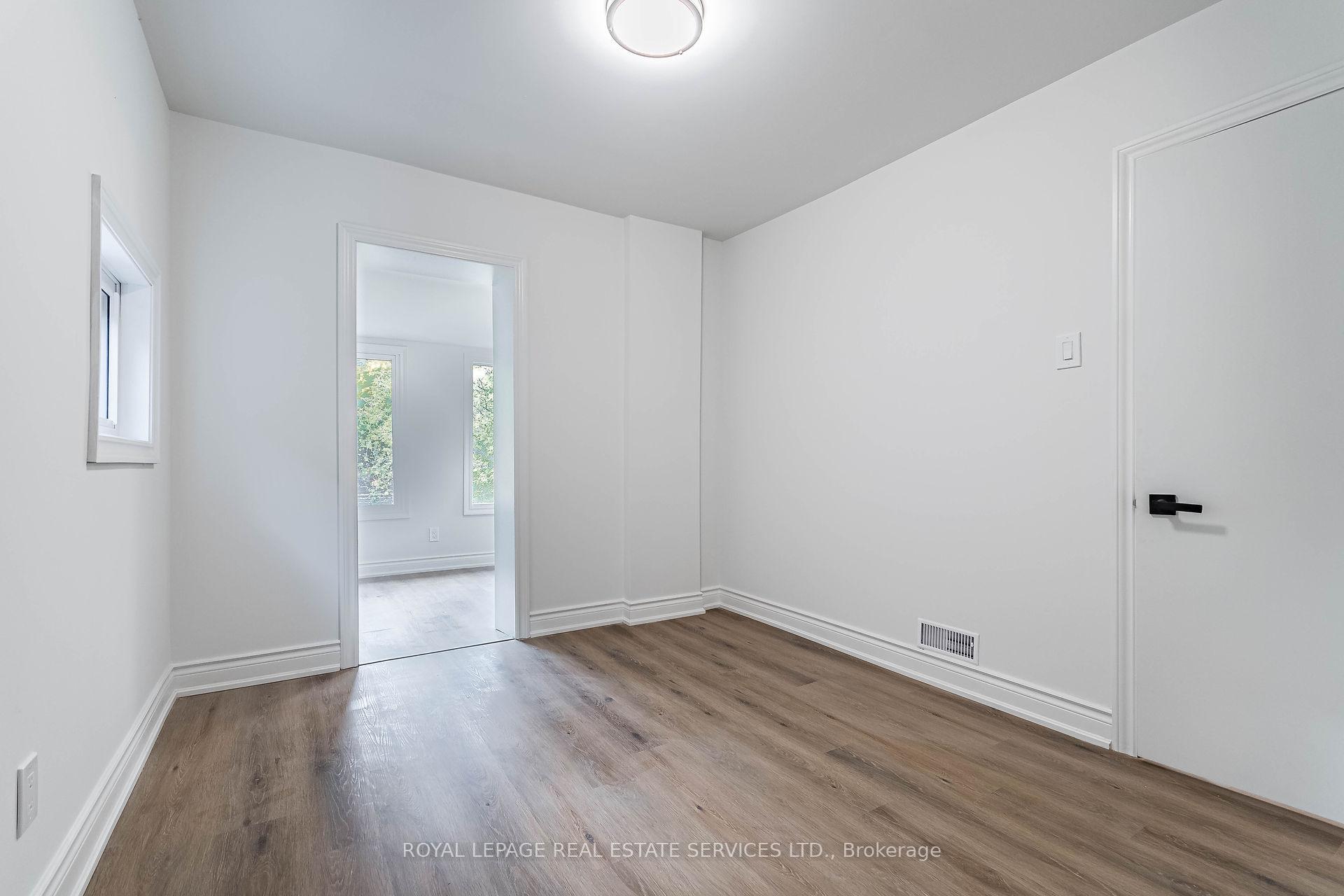 Photo 7 of Unit Upper, 286 Cumberland Avenue, Hamilton, Blakeley — HOMEH
