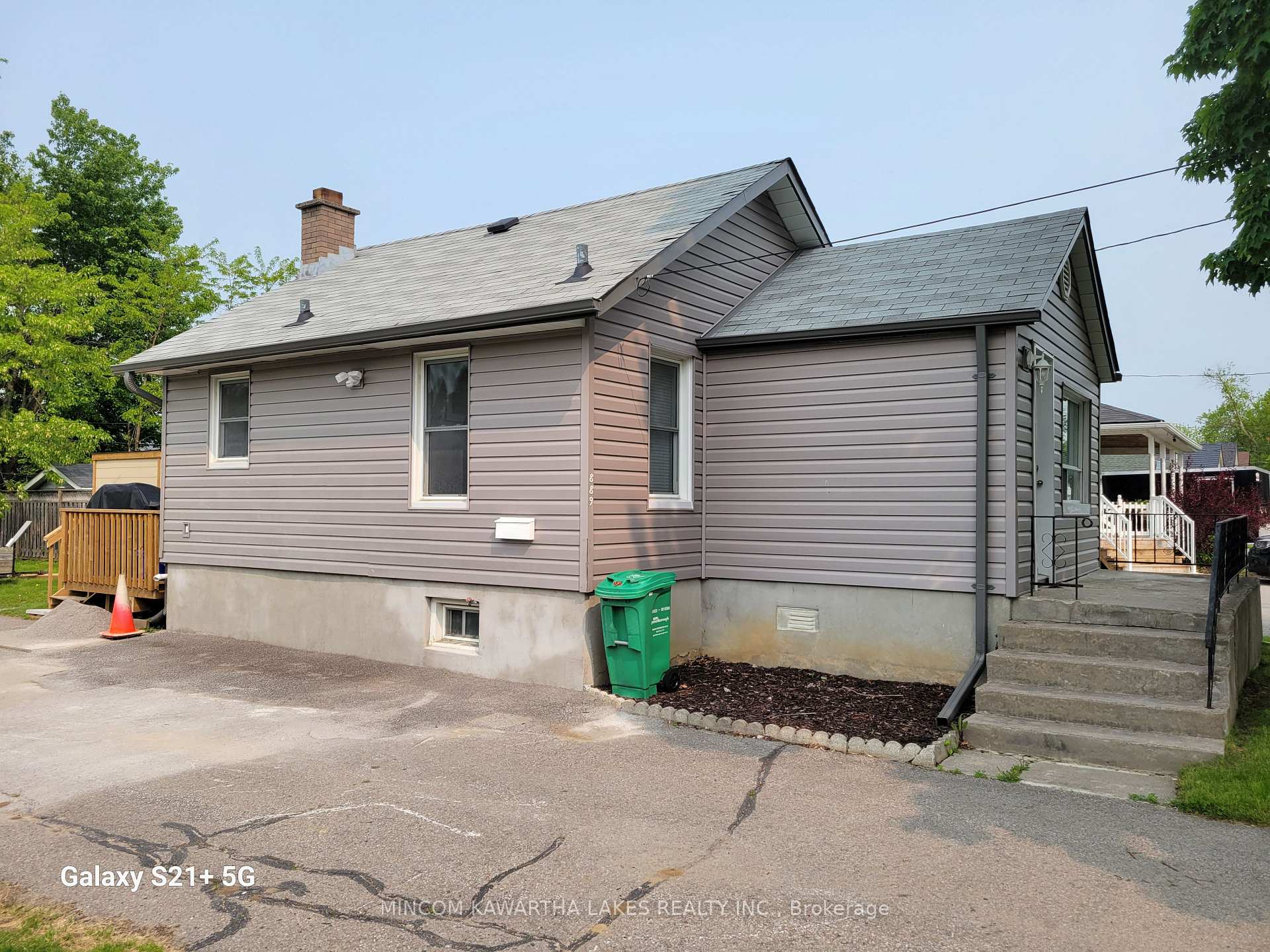 Photo 15 of 889 Western Avenue, Peterborough, Otonabee Ward 1 — HOMEH