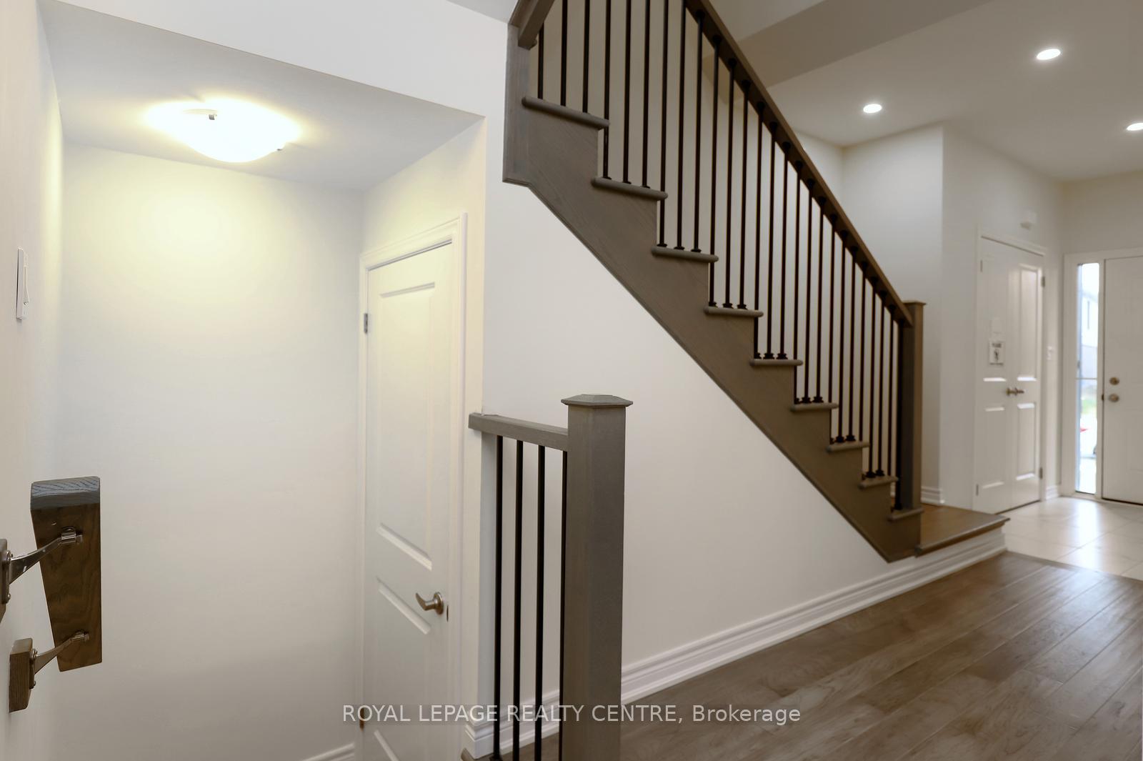 Photo 14 of 64 Genoa Drive, Hamilton, Ryckmans — HOMEH