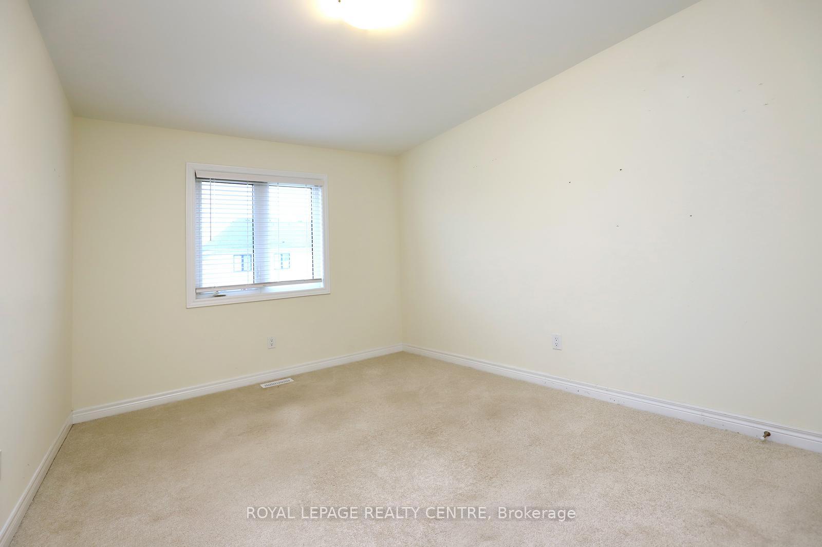 Photo 25 of 64 Genoa Drive, Hamilton, Ryckmans — HOMEH