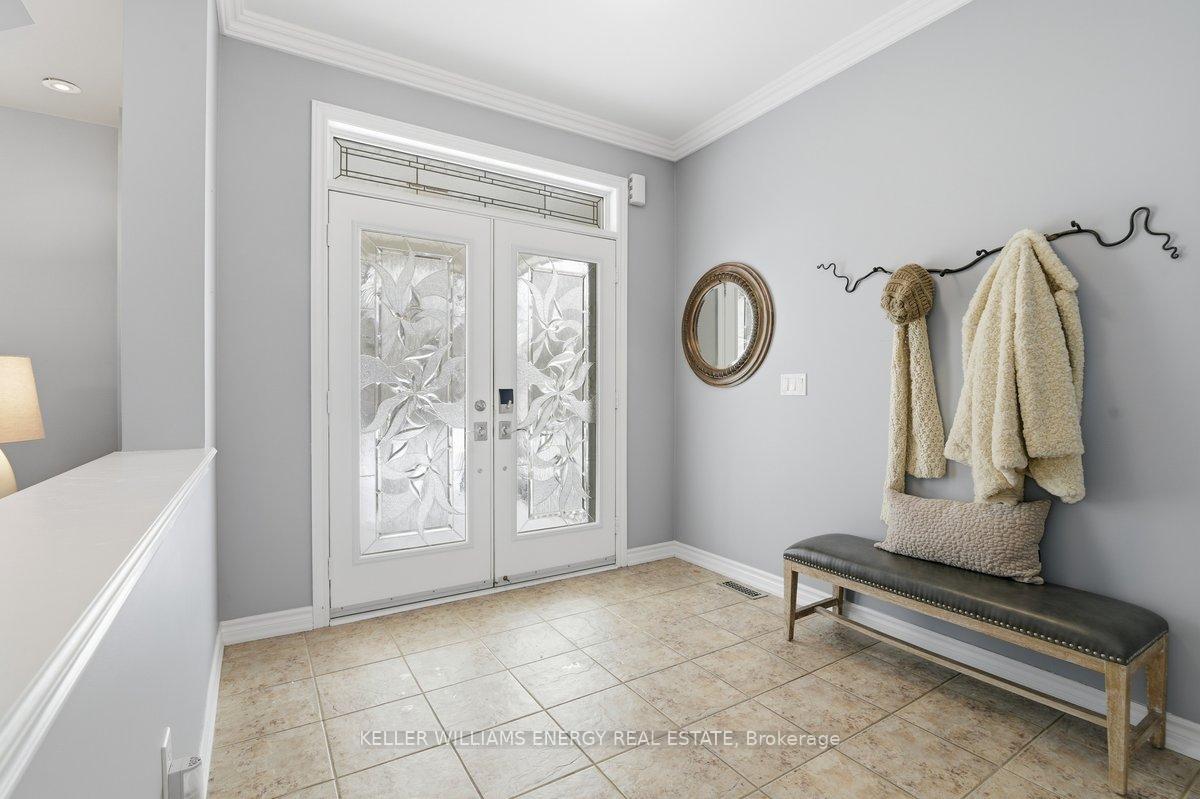 Photo 2 of 12 Keeler Crescent, Clarington, Bowmanville — HOMEH