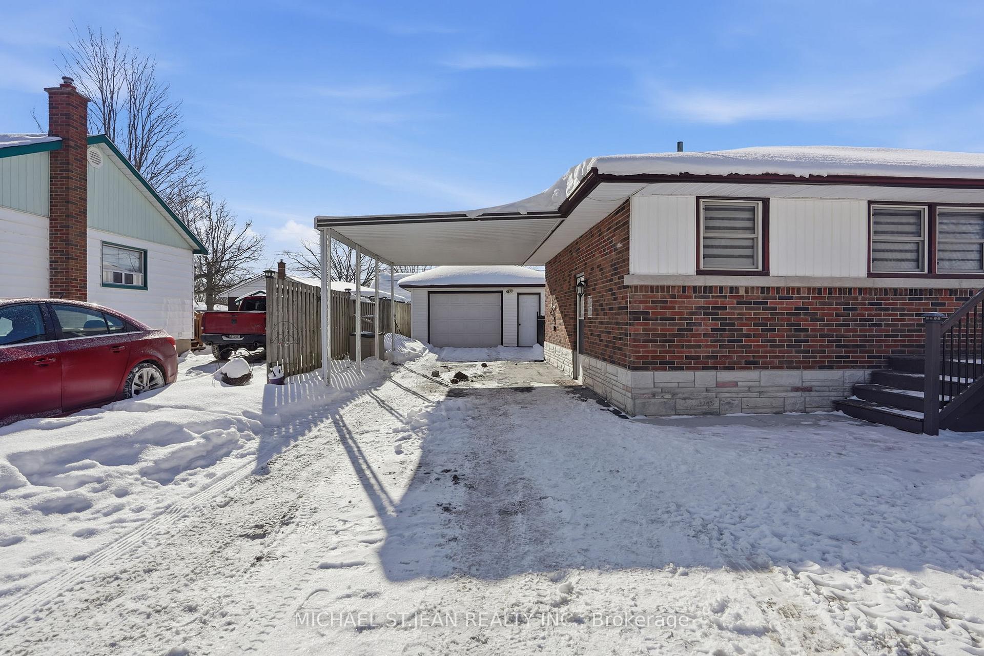 Photo 2 of 99 Forks Road, Welland, Dain City — HOMEH