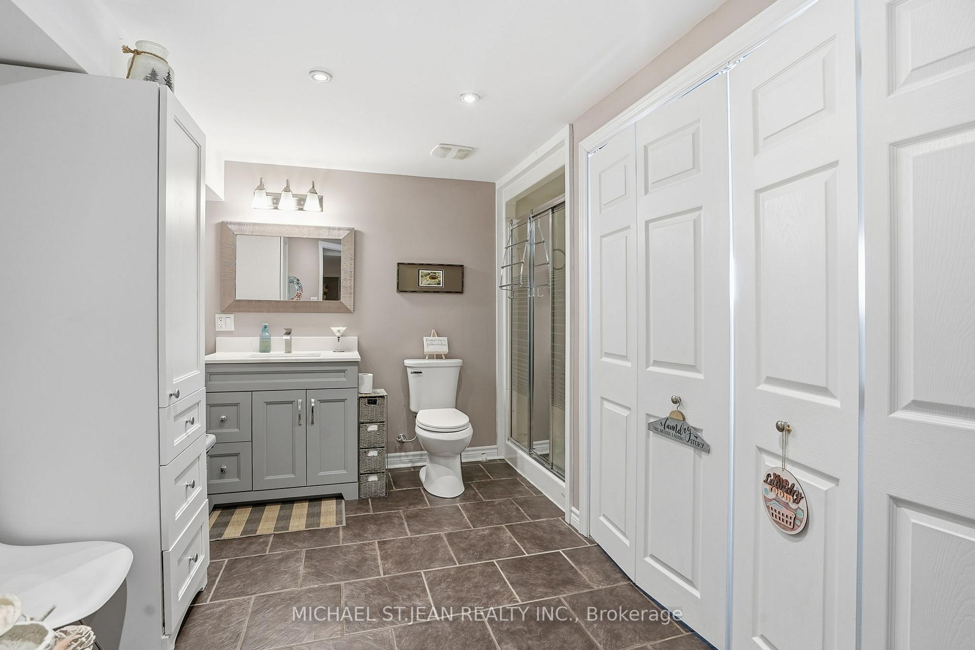 Photo 30 of 99 Forks Road, Welland, Dain City — HOMEH