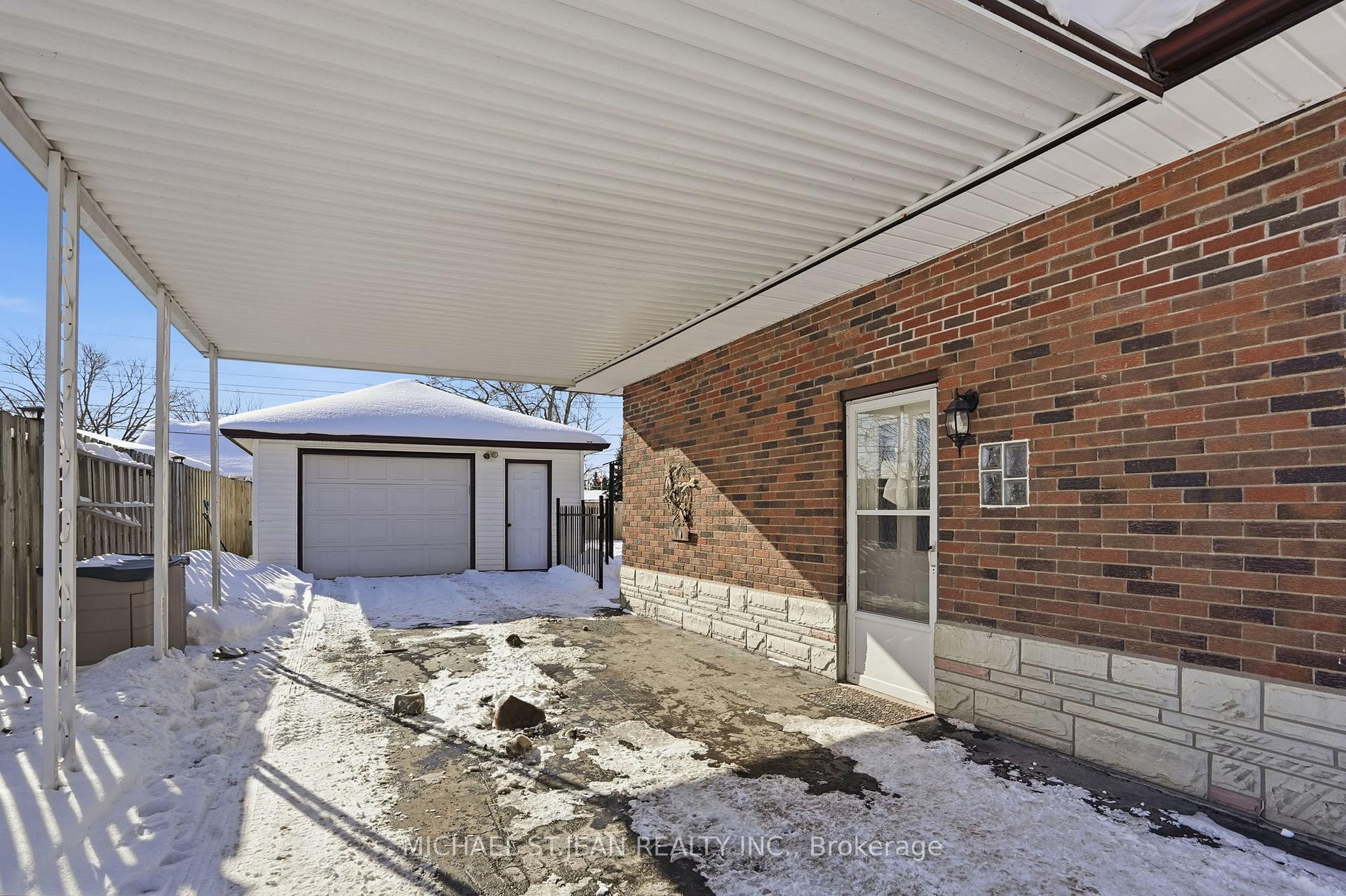 Photo 23 of 99 Forks Road, Welland, Dain City — HOMEH