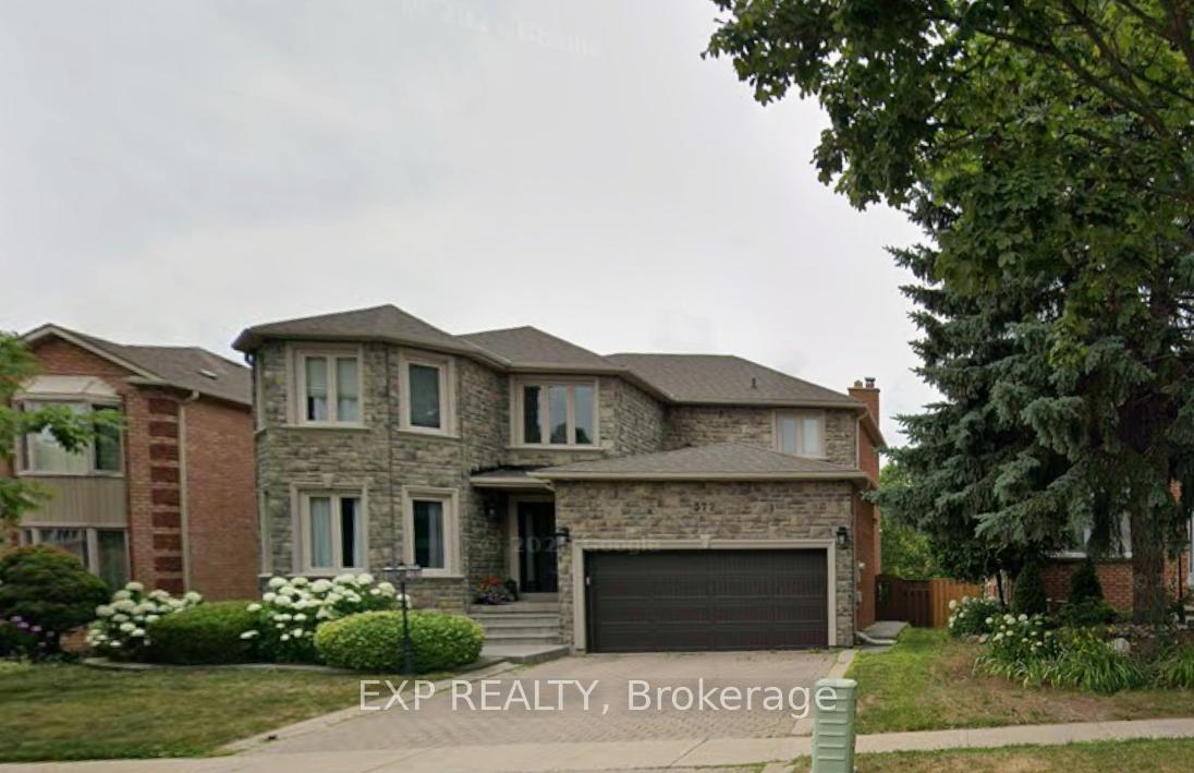 Front of 372 Greenock Drive