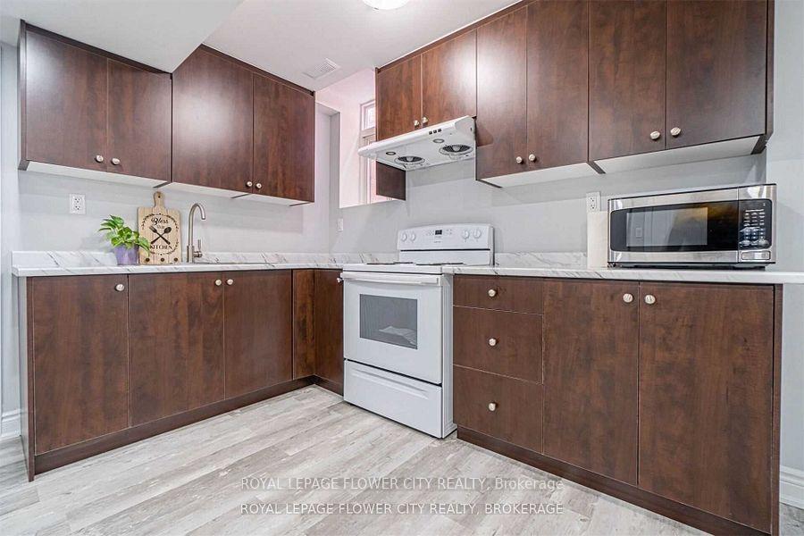 Front of Unit Basement, 116 Muirland Crescent