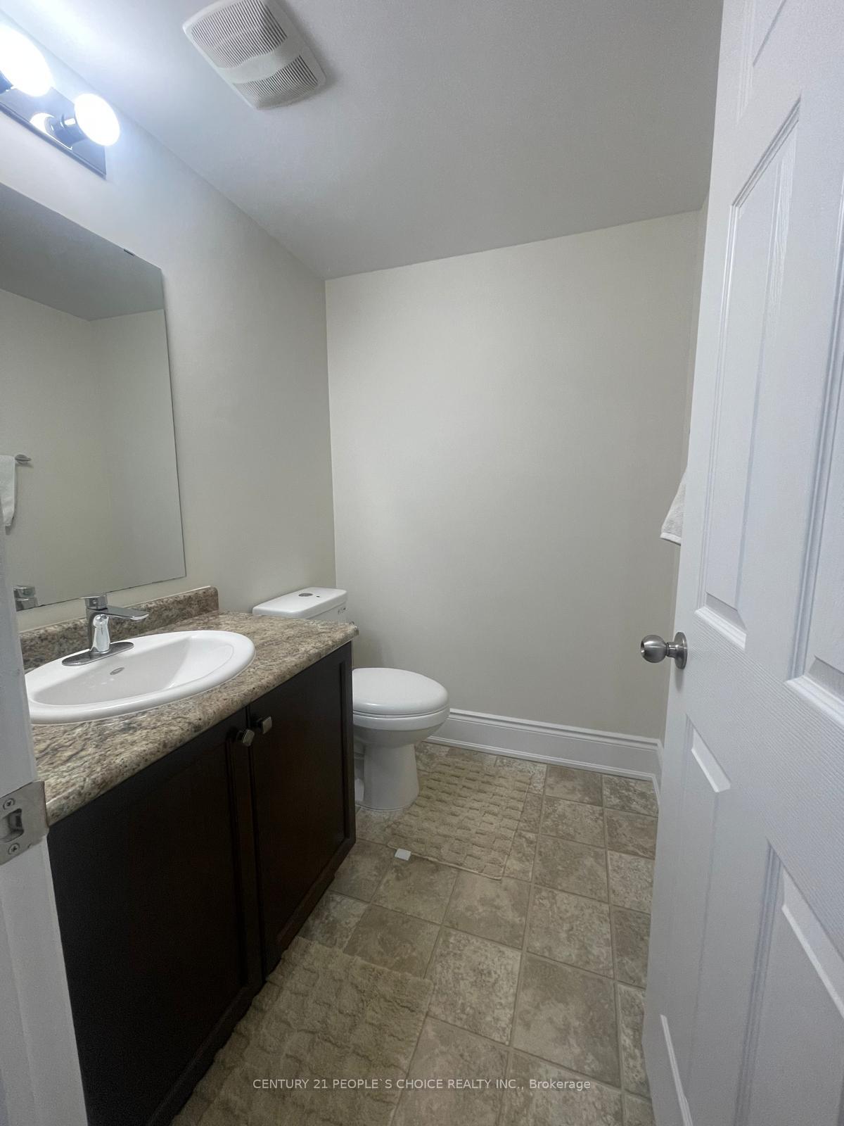 Photo 9 of 58 Renfrew Street, Kitchener — HOMEH