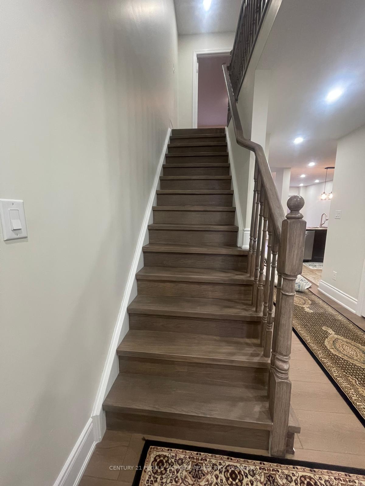 Photo 11 of 58 Renfrew Street, Kitchener — HOMEH