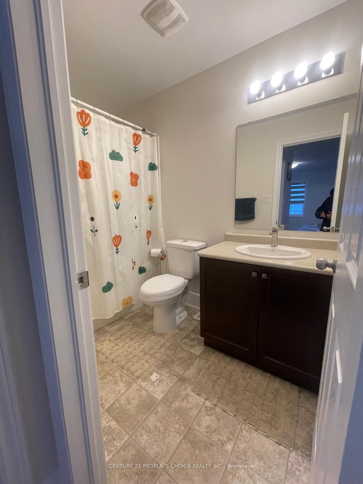 Photo 19 of 58 Renfrew Street, Kitchener — HOMEH