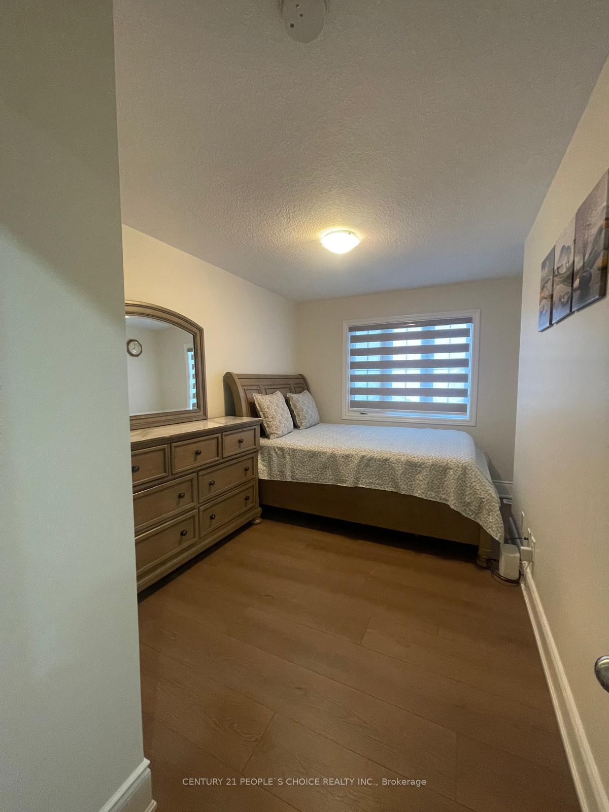 Photo 18 of 58 Renfrew Street, Kitchener — HOMEH