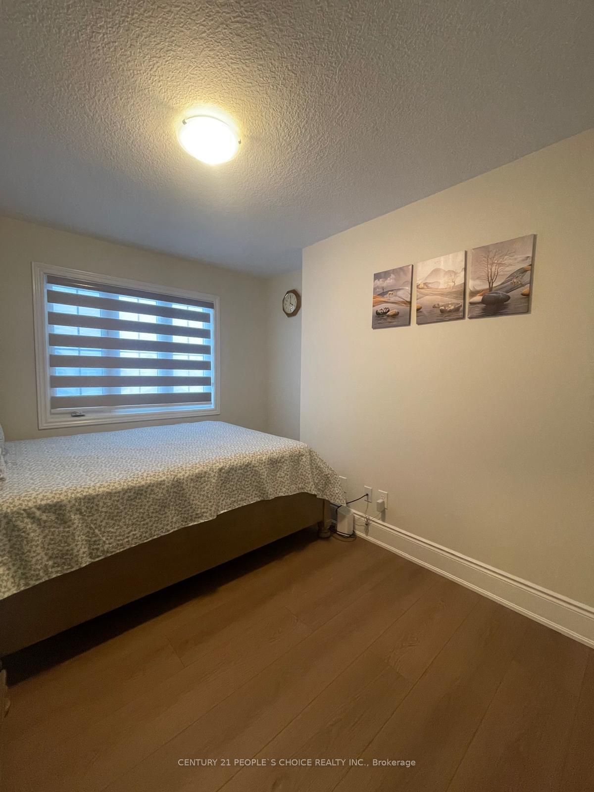 Photo 15 of 58 Renfrew Street, Kitchener — HOMEH