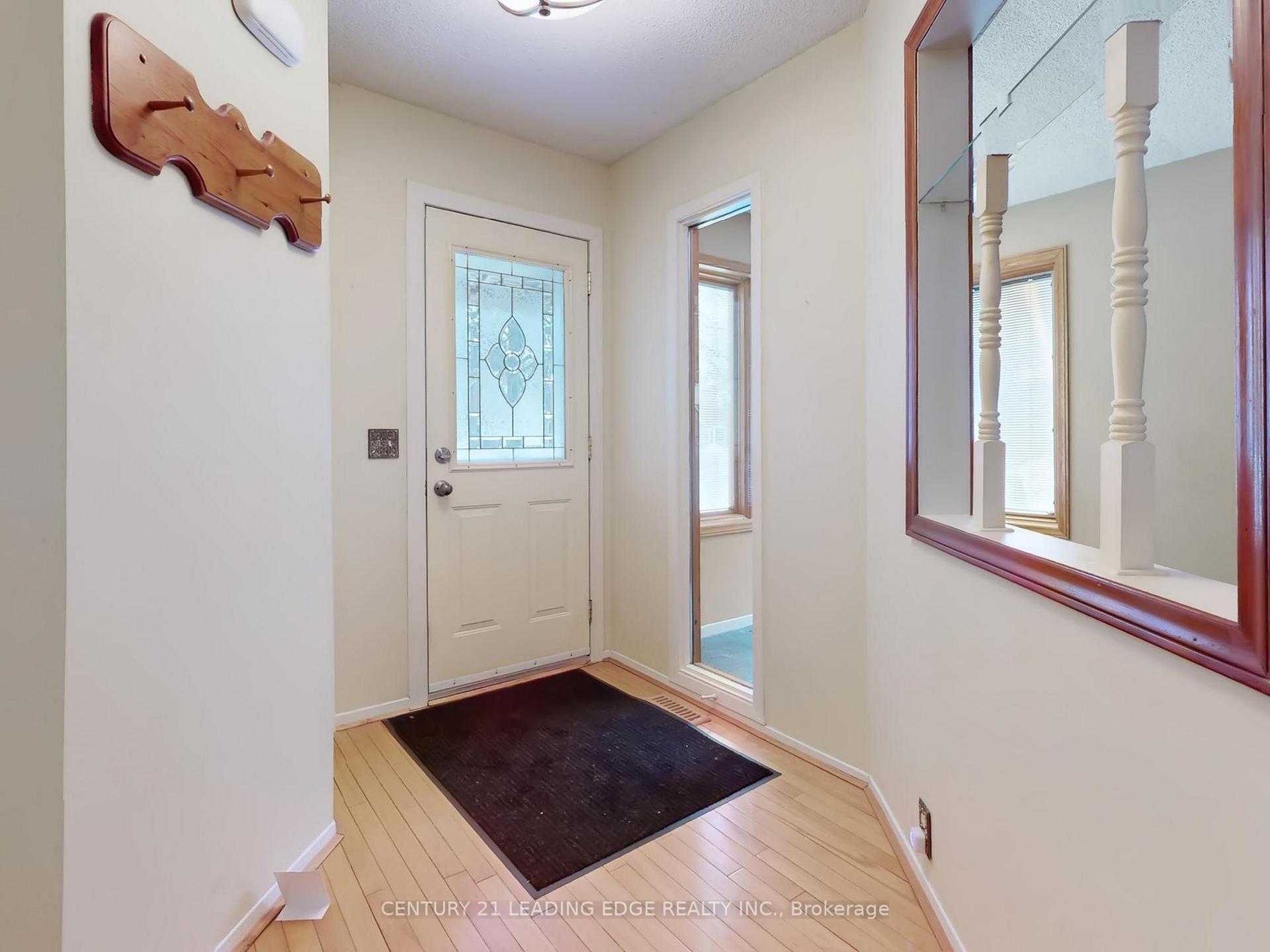 Photo 24 of 30 Madsen Crescent, Markham, Markville — HOMEH
