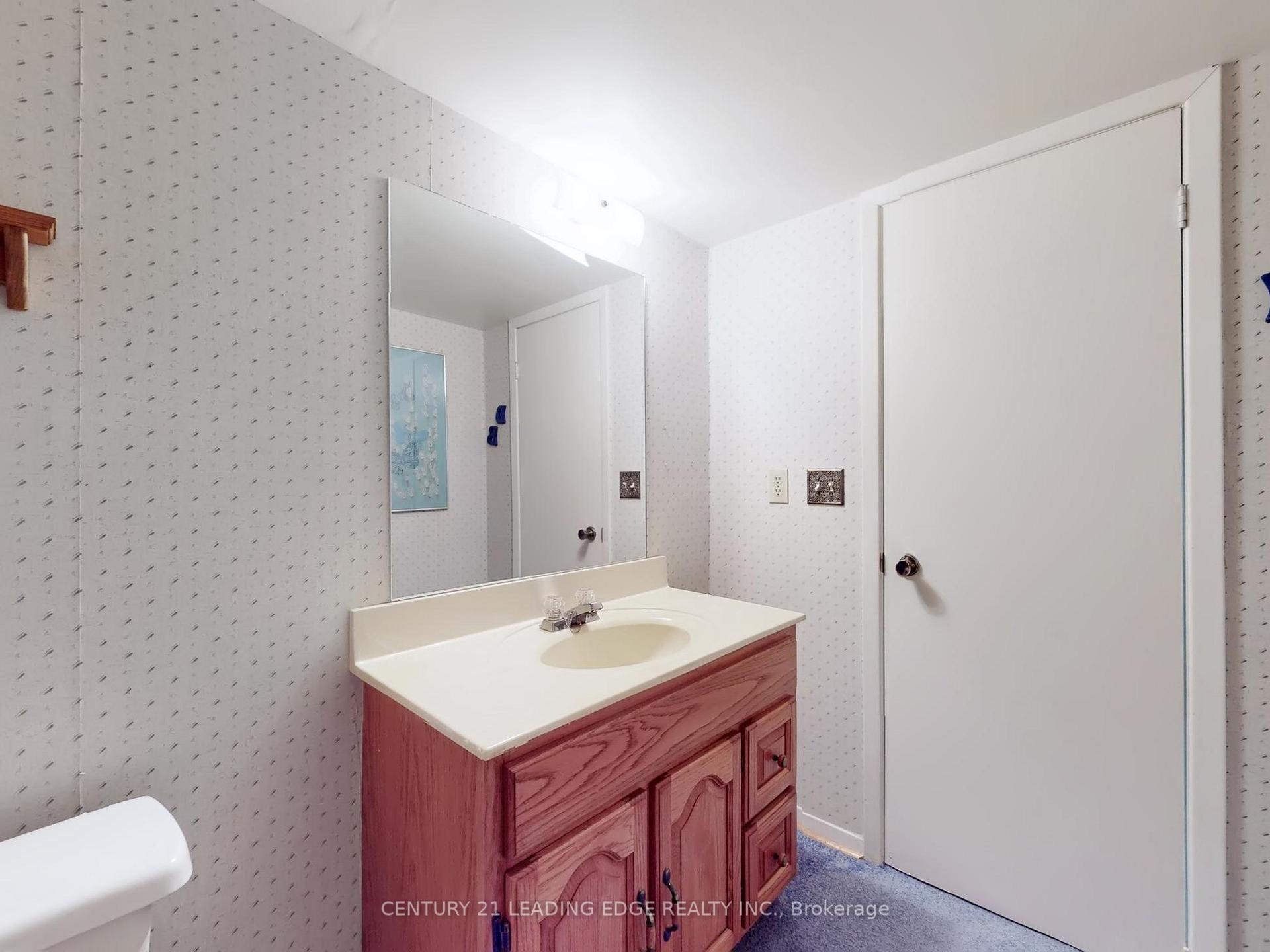 Photo 33 of 30 Madsen Crescent, Markham, Markville — HOMEH