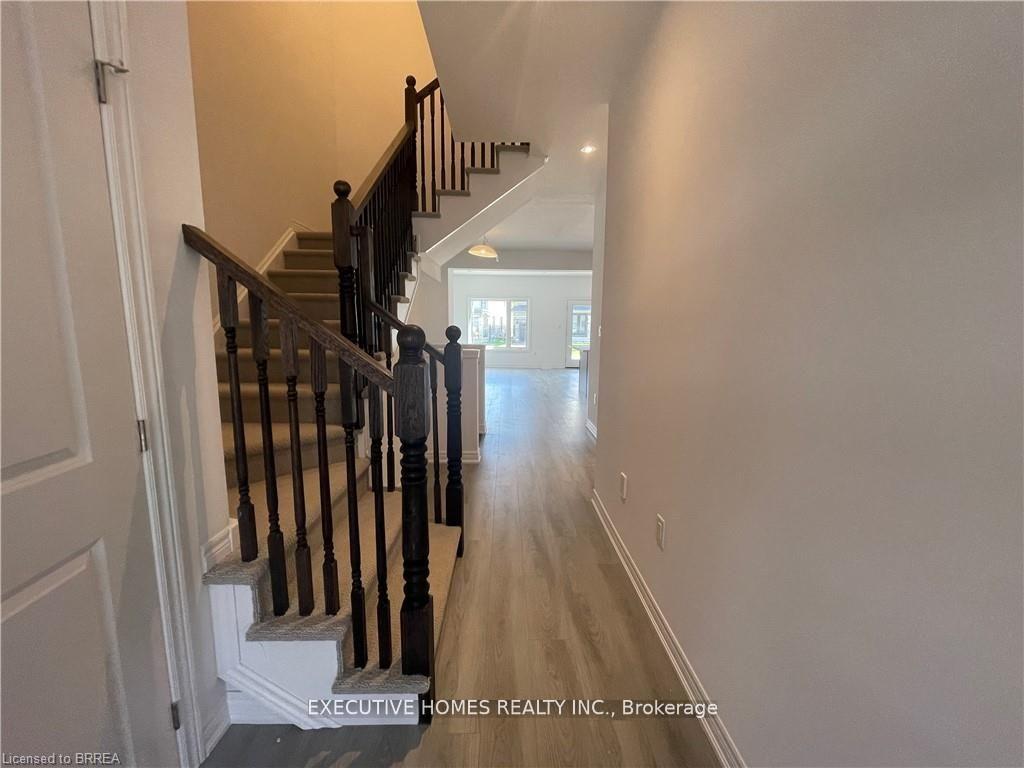 Photo 5 of Unit 100, 120 Court Drive, Brant, Paris — HOMEH
