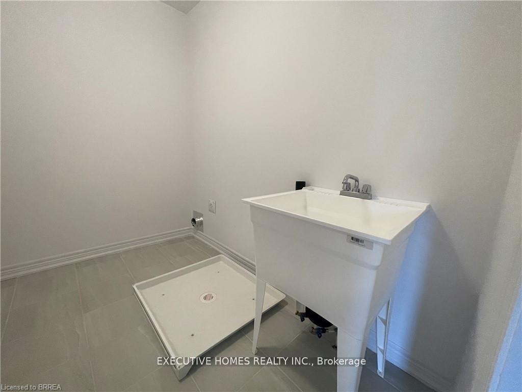 Photo 19 of Unit 100, 120 Court Drive, Brant, Paris — HOMEH