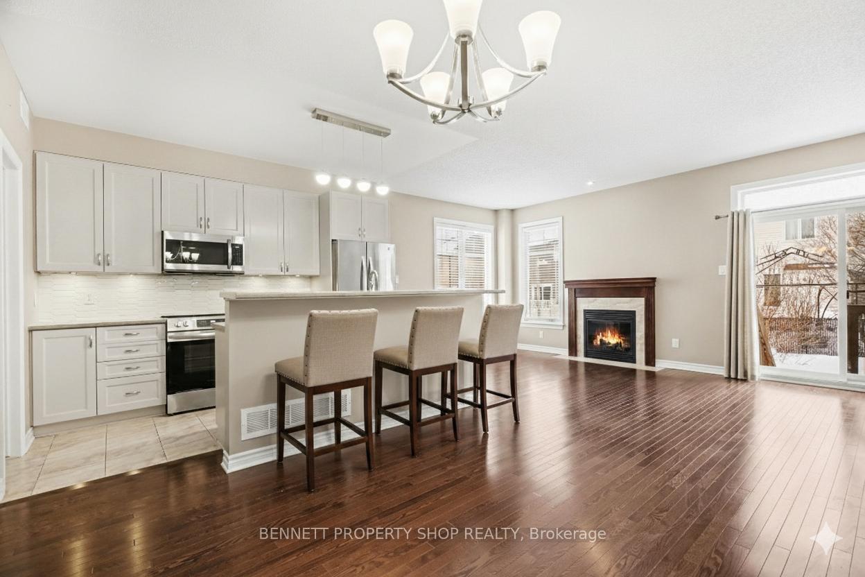 Photo 2 of 255 Mojave Crescent, Ottawa, Stittsville (North) — HOMEH