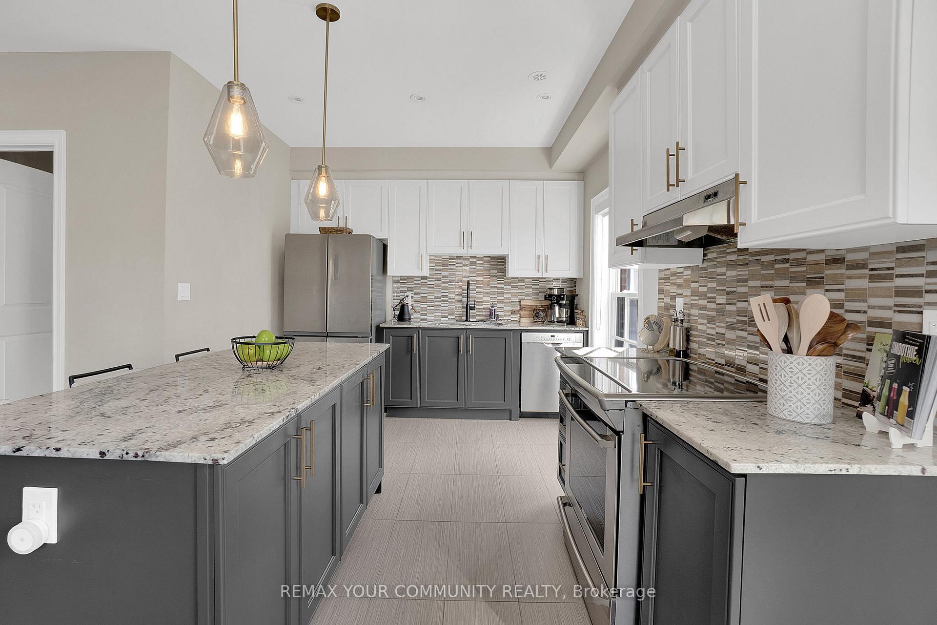 Photo 5 of Unit 8, 10060 Keele Street, Vaughan, Maple — HOMEH