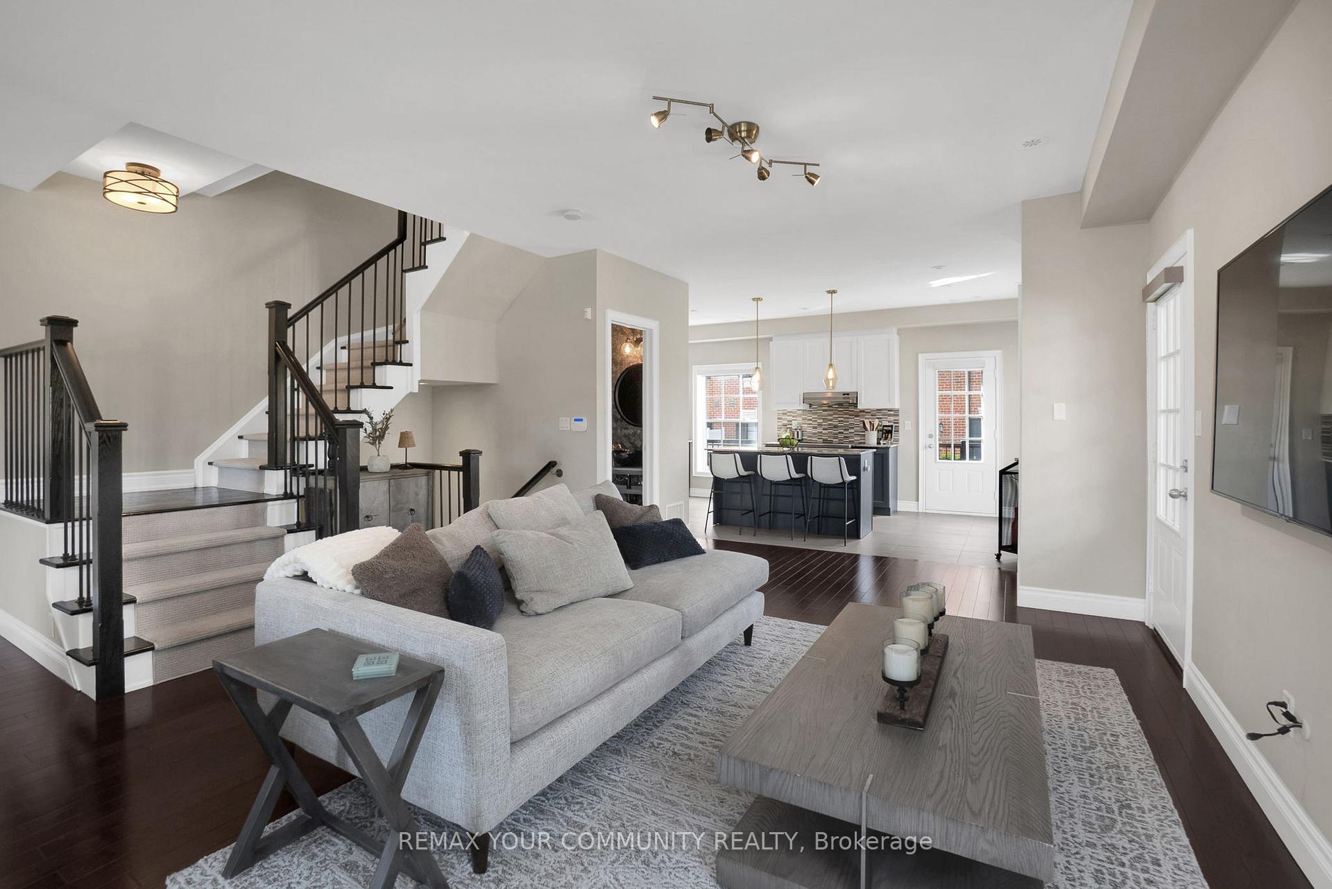 Photo 8 of Unit 8, 10060 Keele Street, Vaughan, Maple — HOMEH