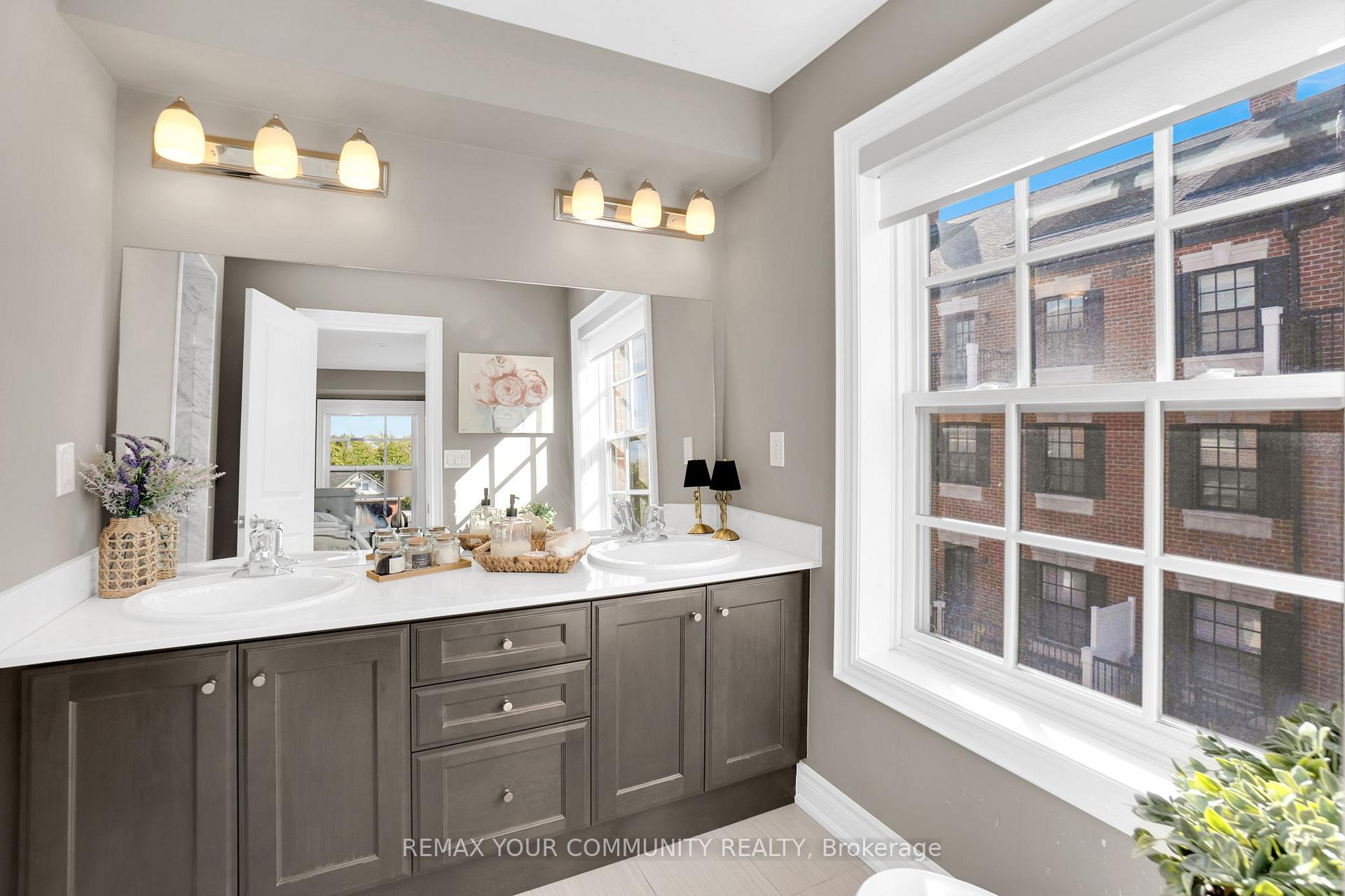 Photo 22 of Unit 8, 10060 Keele Street, Vaughan, Maple — HOMEH