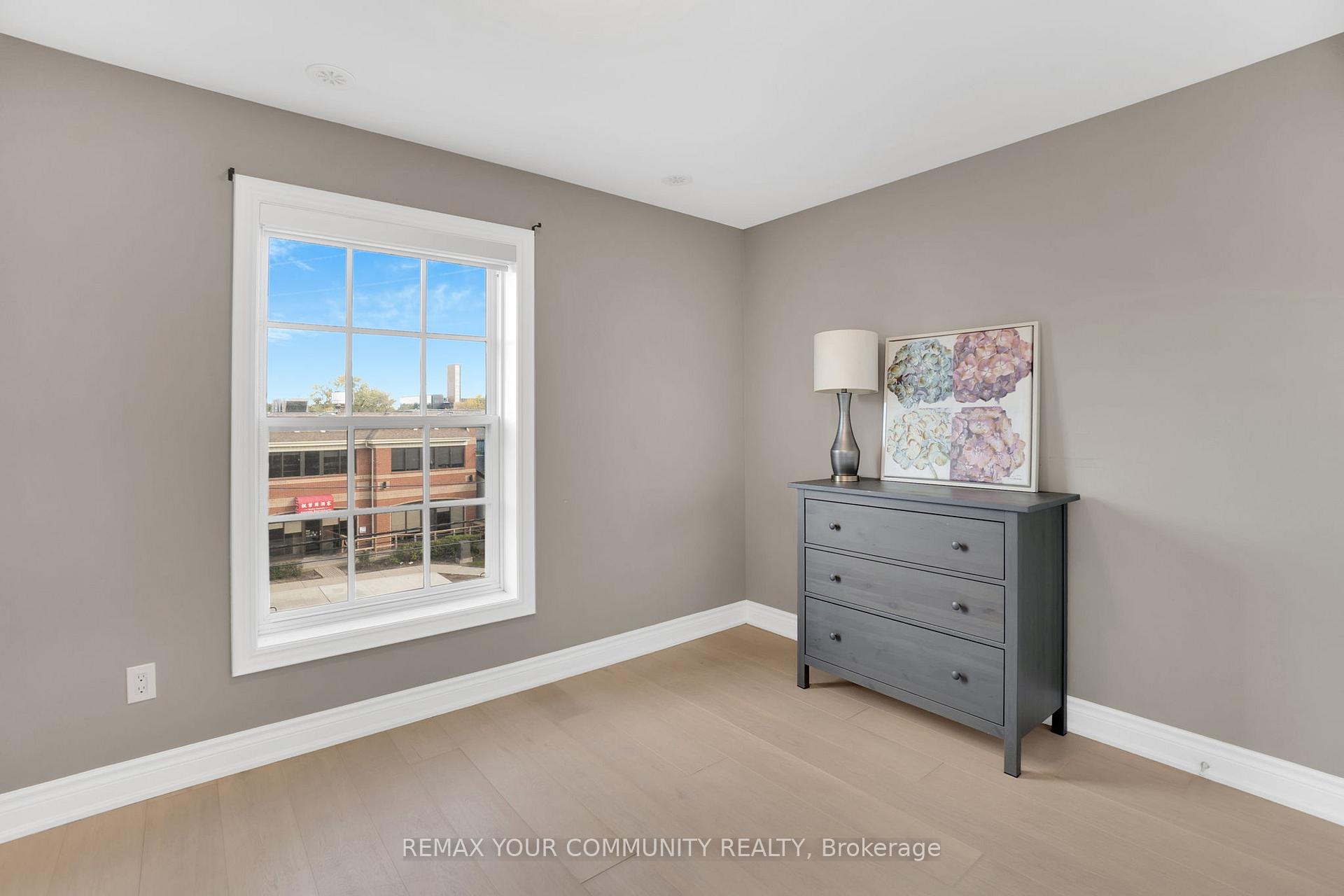 Photo 13 of Unit 8, 10060 Keele Street, Vaughan, Maple — HOMEH