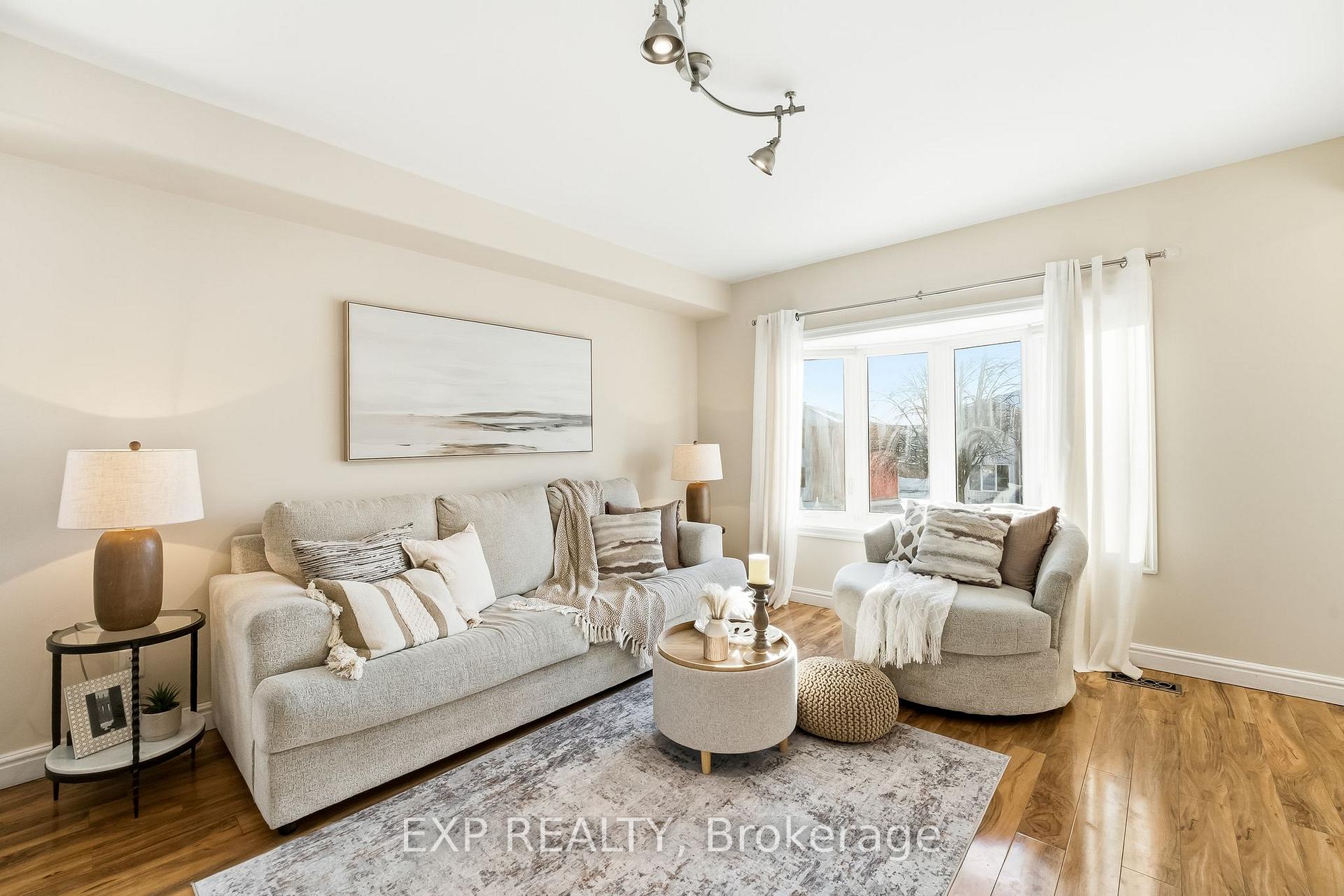Photo 16 of 77 Westmount Street, Oshawa, Vanier — HOMEH