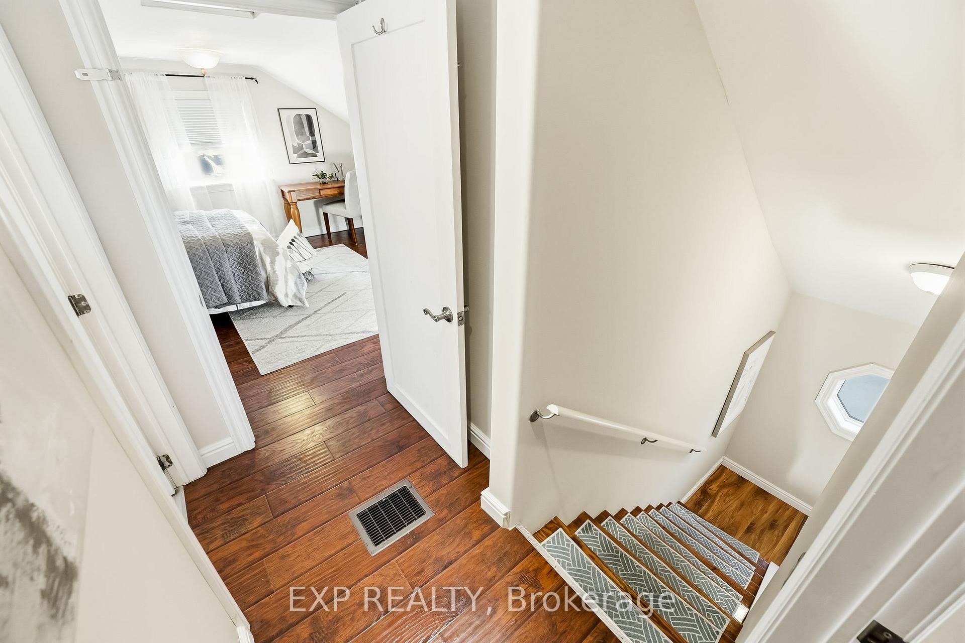 Photo 20 of 77 Westmount Street, Oshawa, Vanier — HOMEH