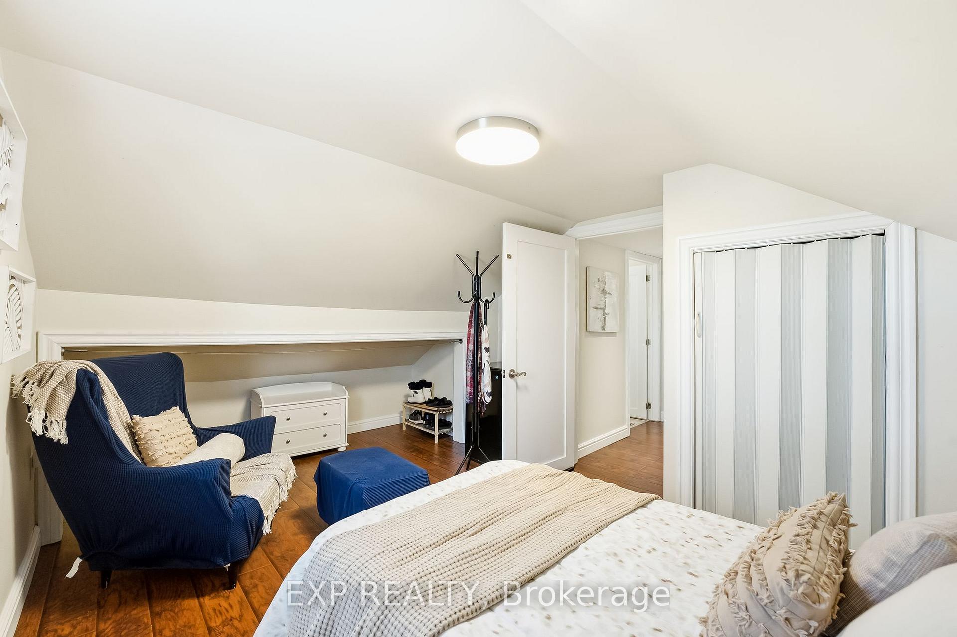 Photo 33 of 77 Westmount Street, Oshawa, Vanier — HOMEH