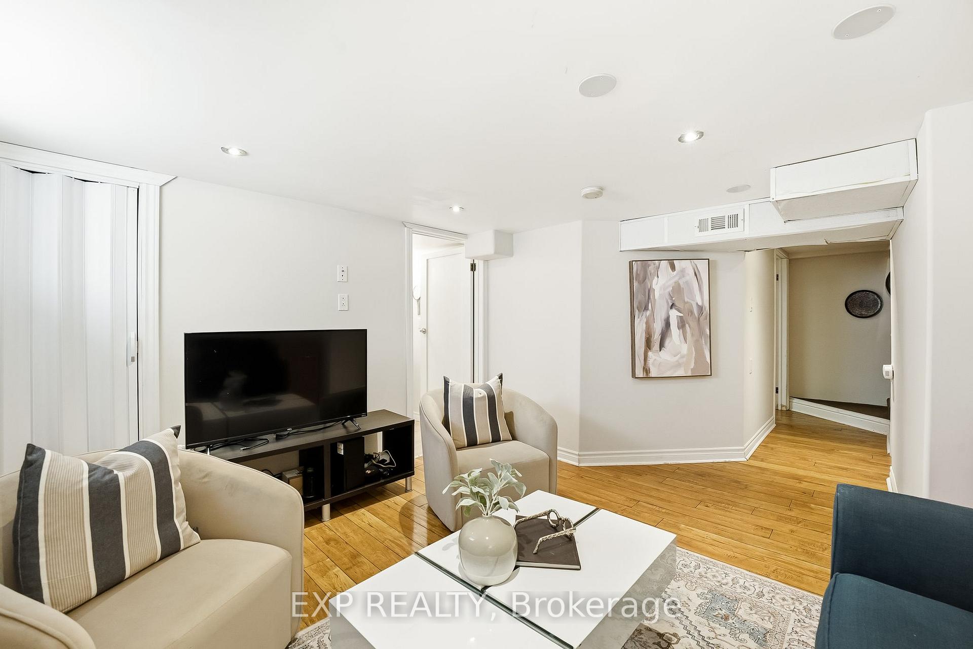 Photo 31 of 77 Westmount Street, Oshawa, Vanier — HOMEH
