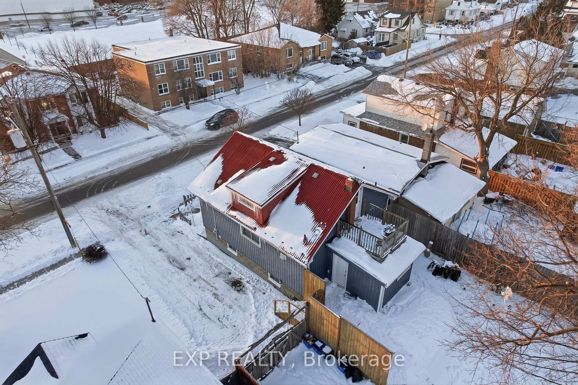 Photo 37 of 77 Westmount Street, Oshawa, Vanier — HOMEH