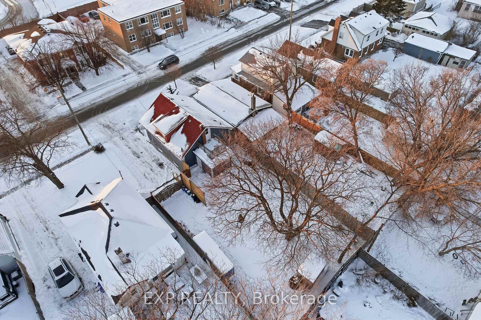 Photo 45 of 77 Westmount Street, Oshawa, Vanier — HOMEH
