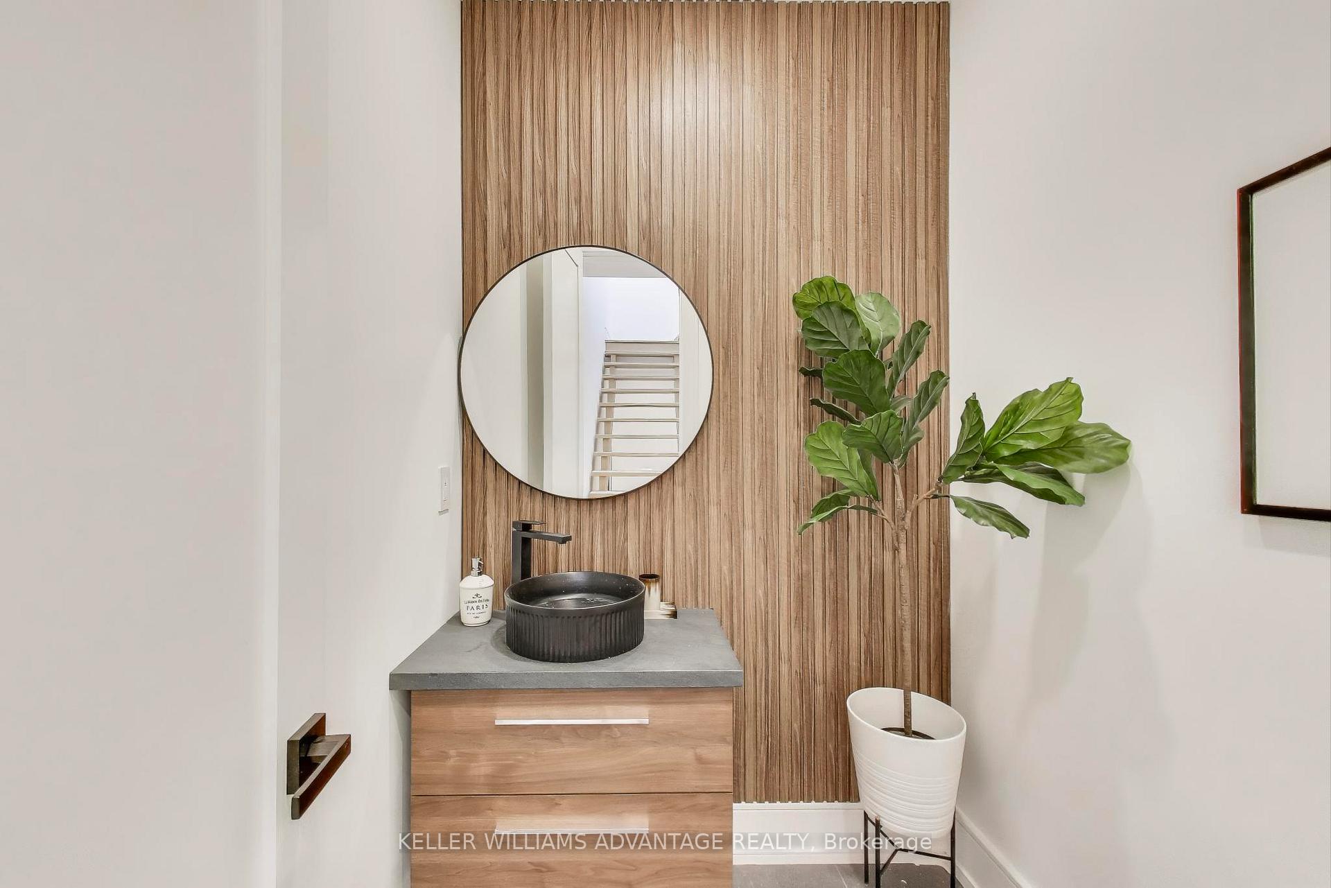 Photo 14 of 102 Yardley Avenue, Toronto, O'Connor-Parkview — HOMEH