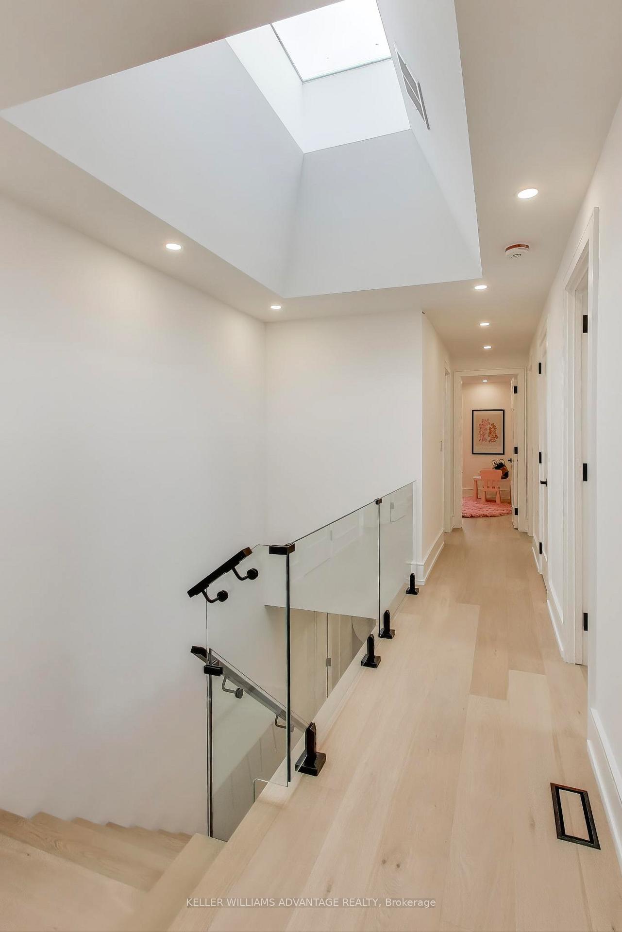 Photo 13 of 102 Yardley Avenue, Toronto, O'Connor-Parkview — HOMEH