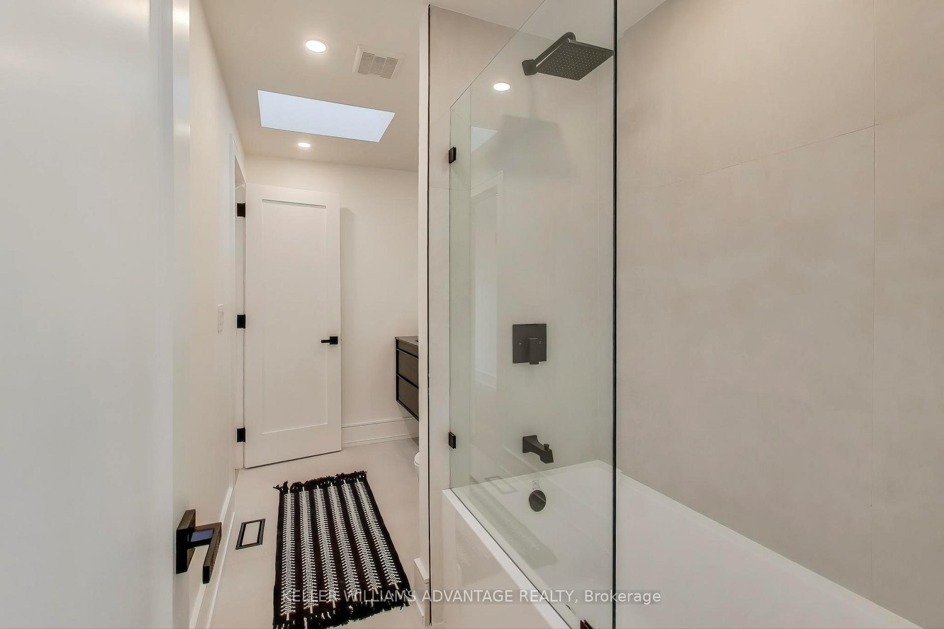 Photo 24 of 102 Yardley Avenue, Toronto, O'Connor-Parkview — HOMEH