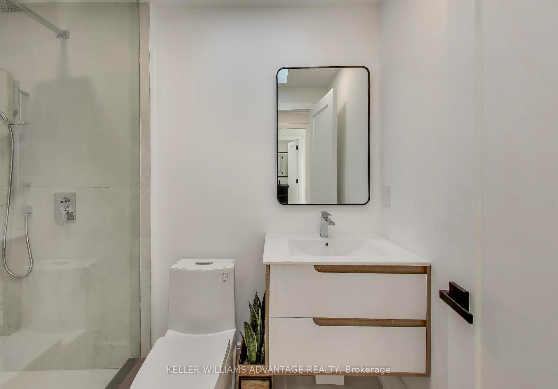 Photo 31 of 102 Yardley Avenue, Toronto, O'Connor-Parkview — HOMEH