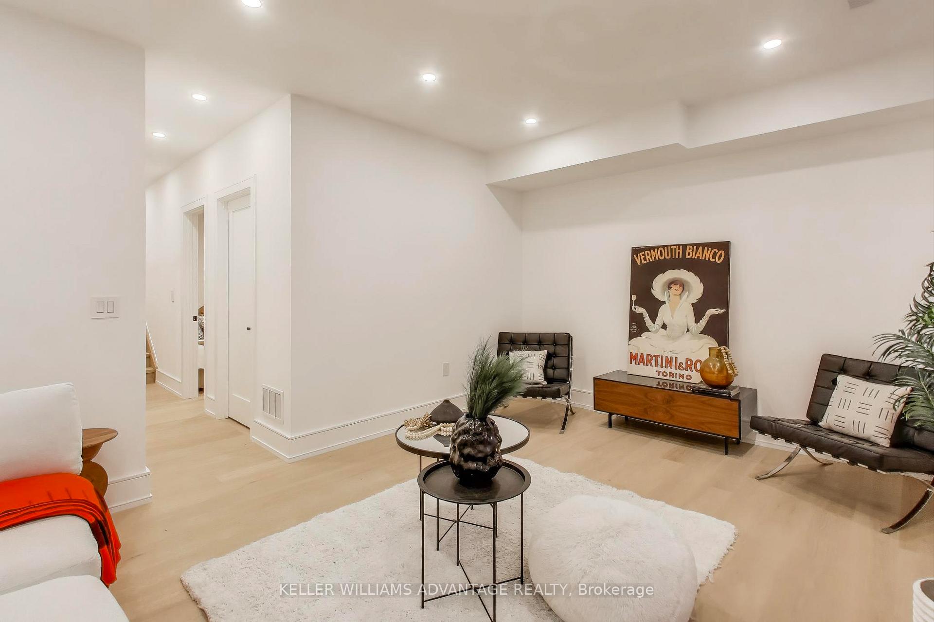 Photo 34 of 102 Yardley Avenue, Toronto, O'Connor-Parkview — HOMEH